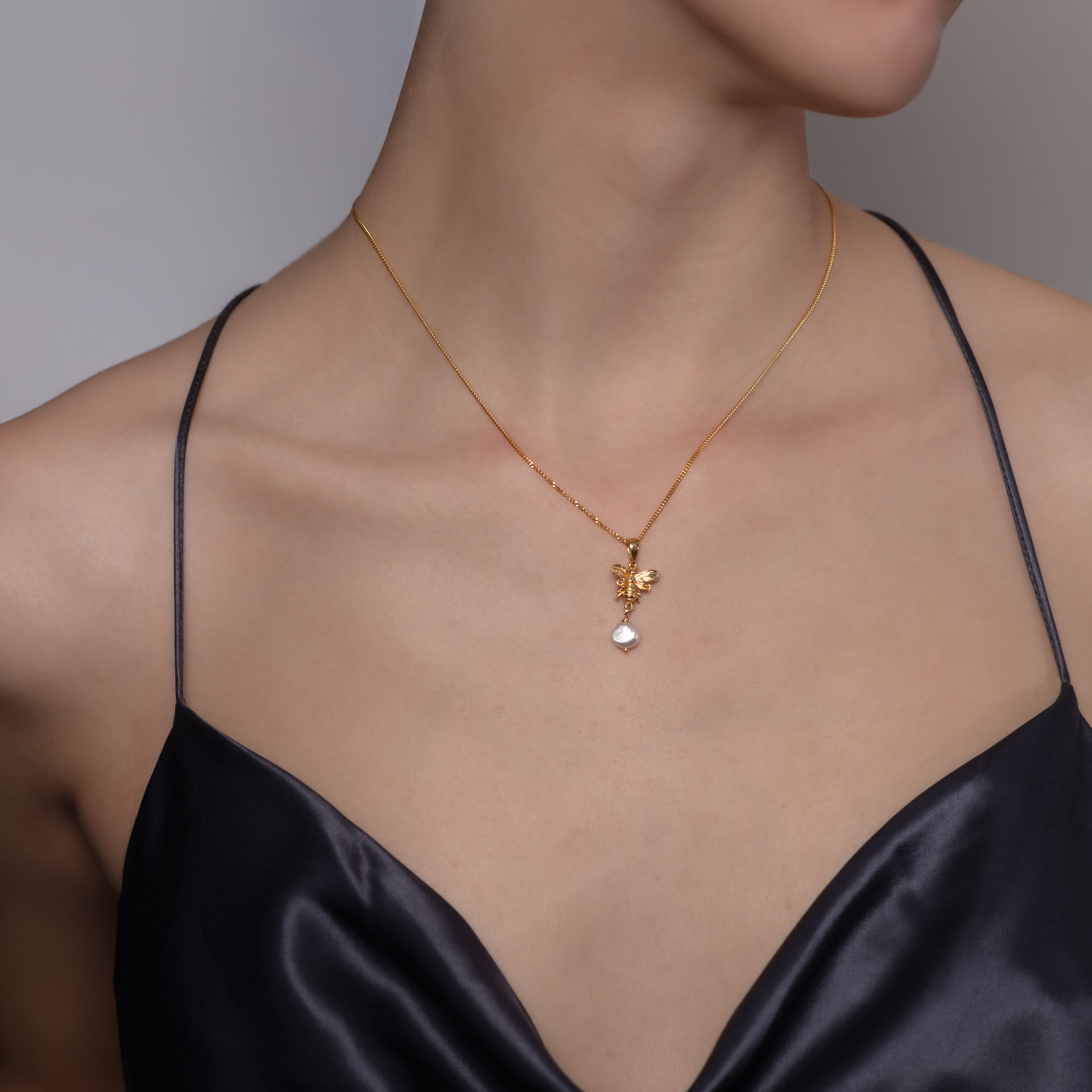 The Bee Pendant