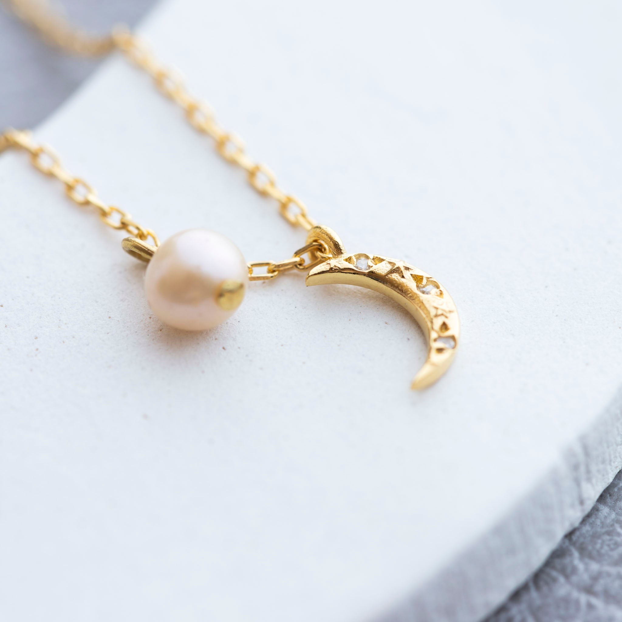 Juna Pearl Pendant