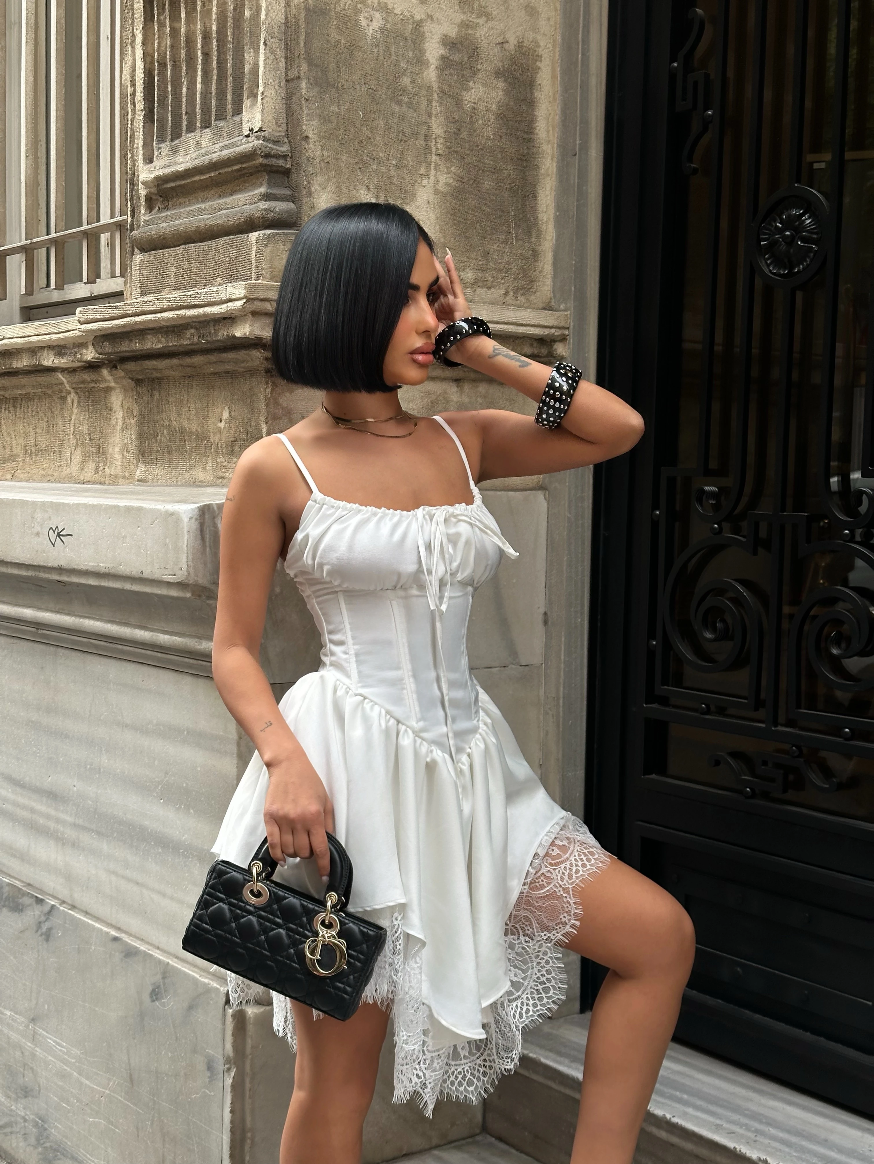 Dantel Detaylı Korseli Beyaz Elbise GLM-624