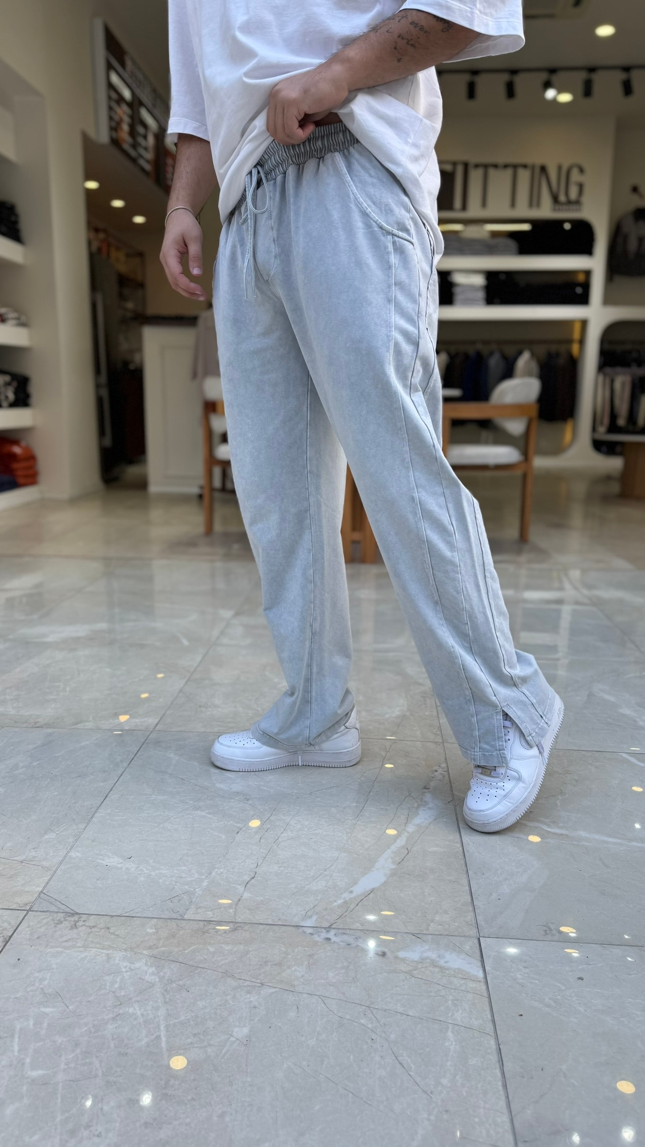 Yırtmaç Detaylı Baggy Eşofman Altı