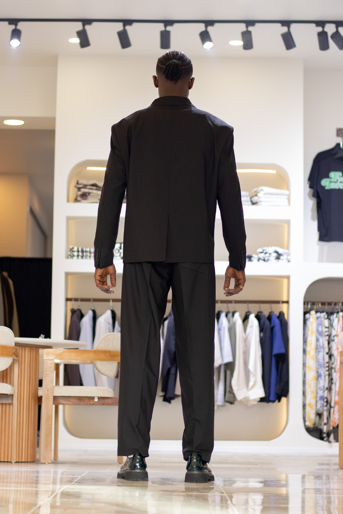 Oversize Çapraz Düğme Detaylı