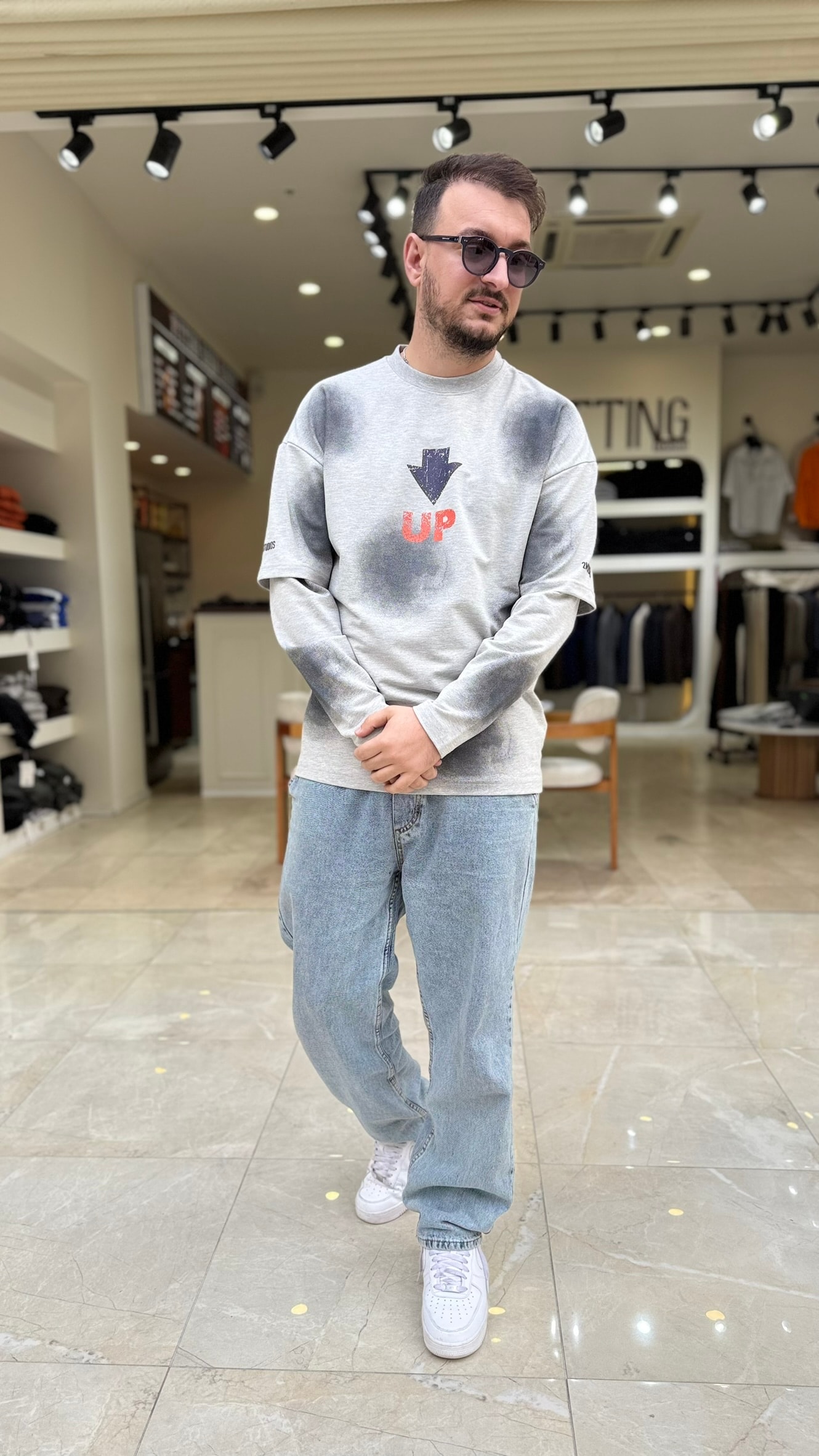 Up Baskılı Kol Detaylı Sweat 
