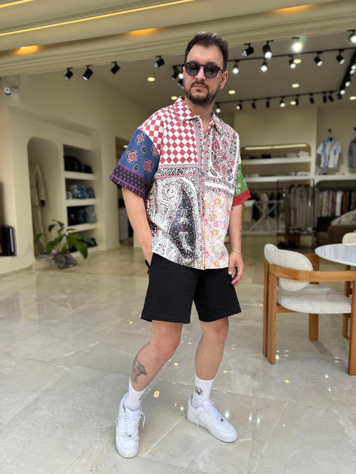 Oversize Nakışlı Gömlek