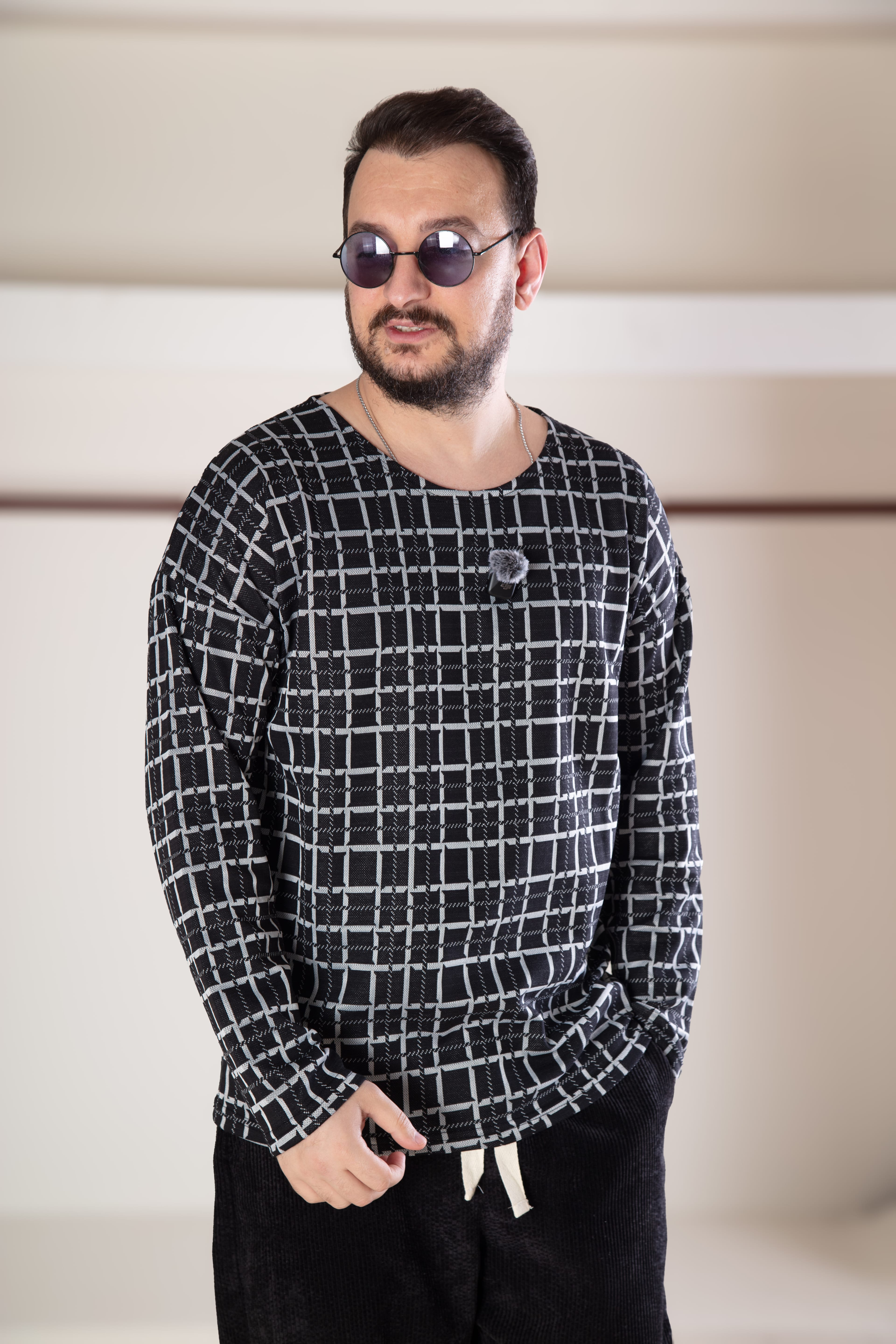 Acık Yaka Oversize Sweat
