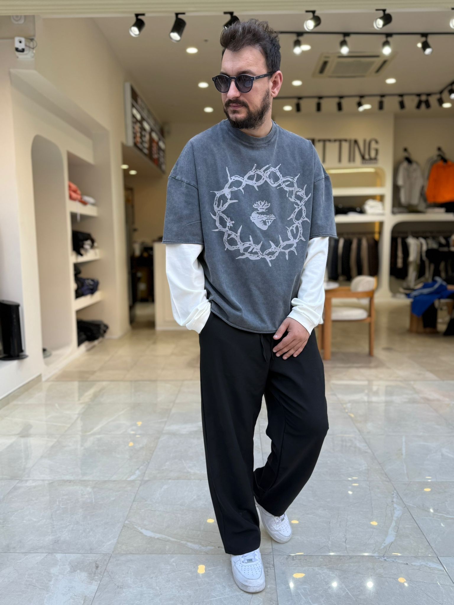 Baskılı Kol Detaylı Sweat