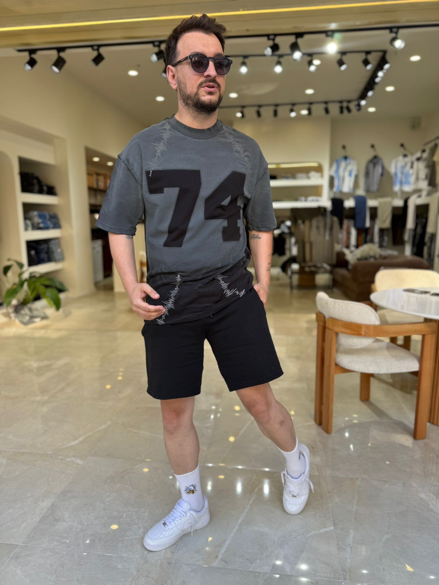 Oversize Nakış Baskılı T-Shirt