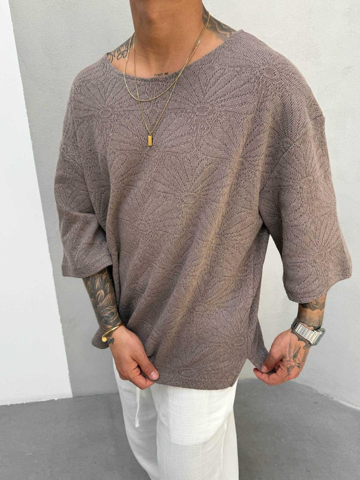 Açık Yaka Çiçek Desenli Triko Tshirt