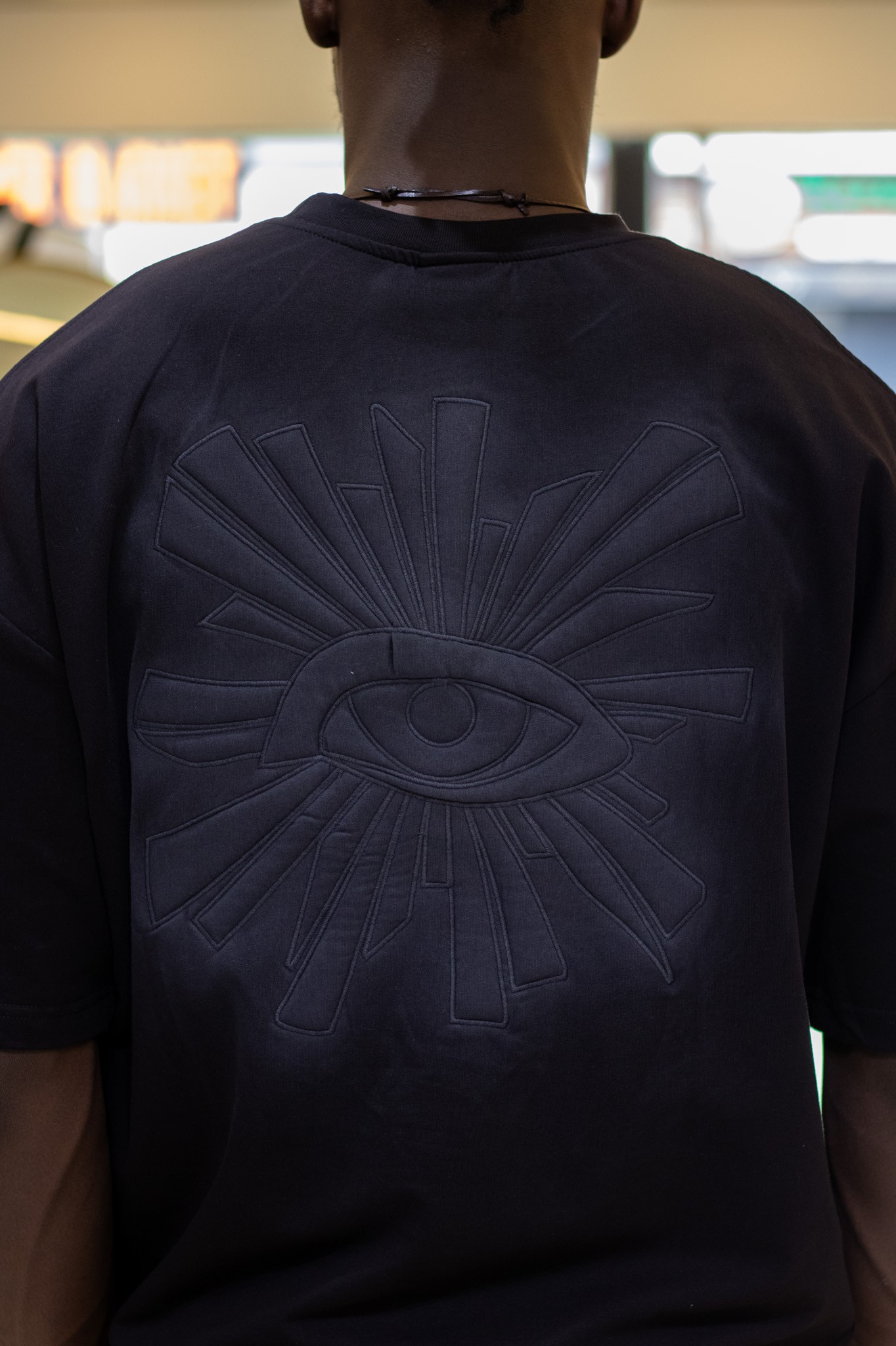 Göz Nakışlı Oversize T-Shirt