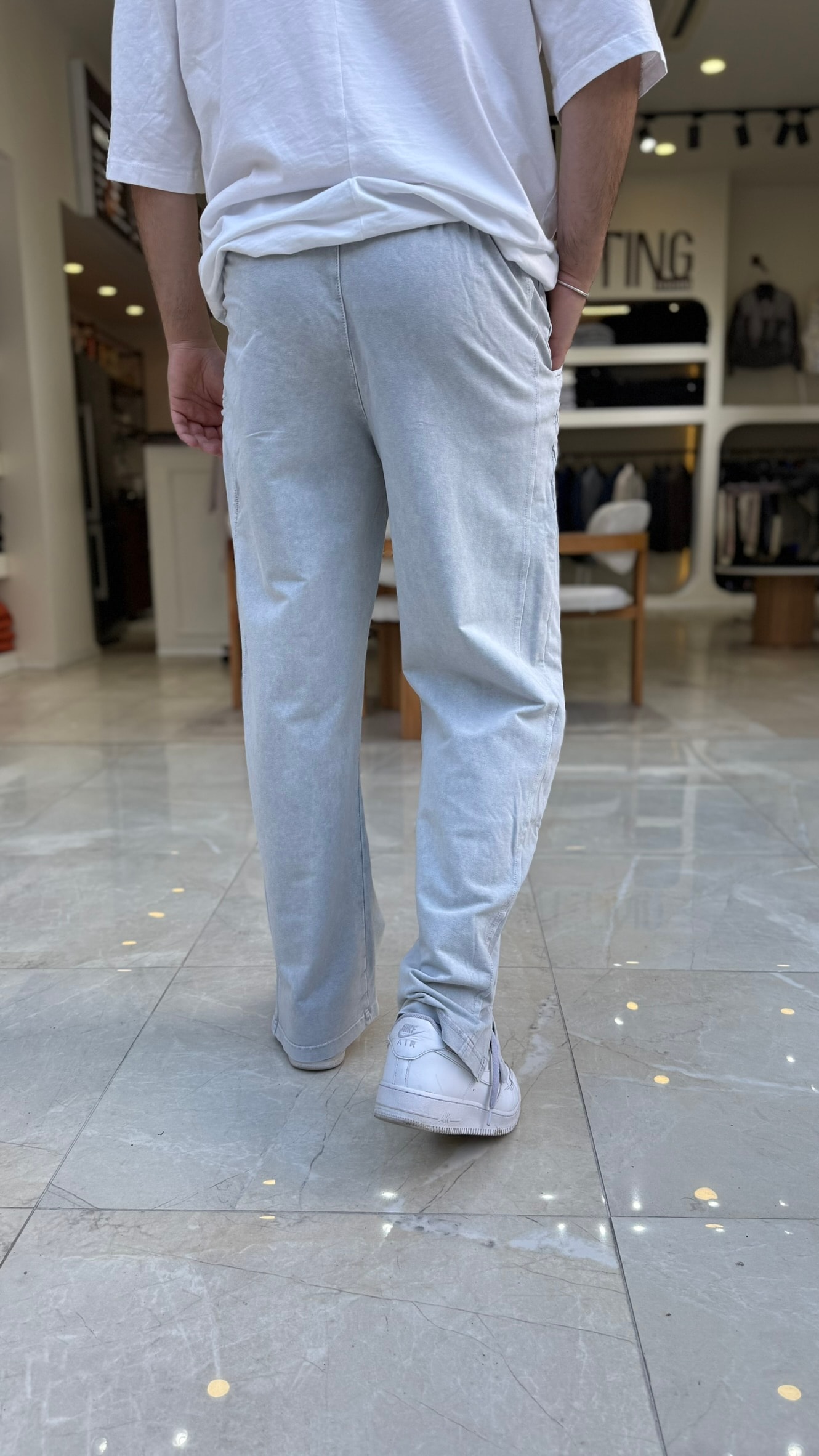 Yırtmaç Detaylı Baggy Eşofman Altı