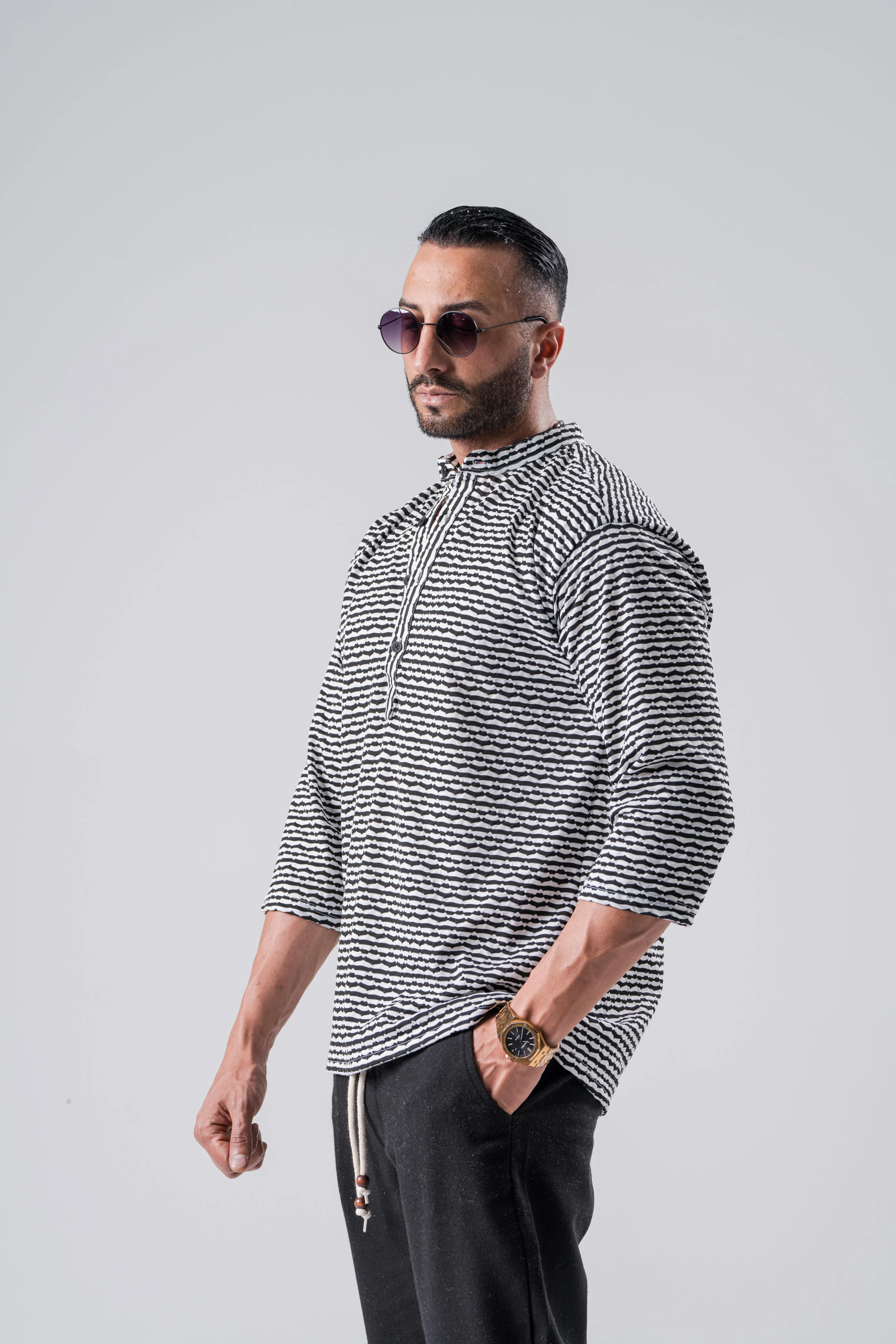 Oversize Yarım Patlı Hakim Yaka Fakir Kol Pamuklu Tshirt