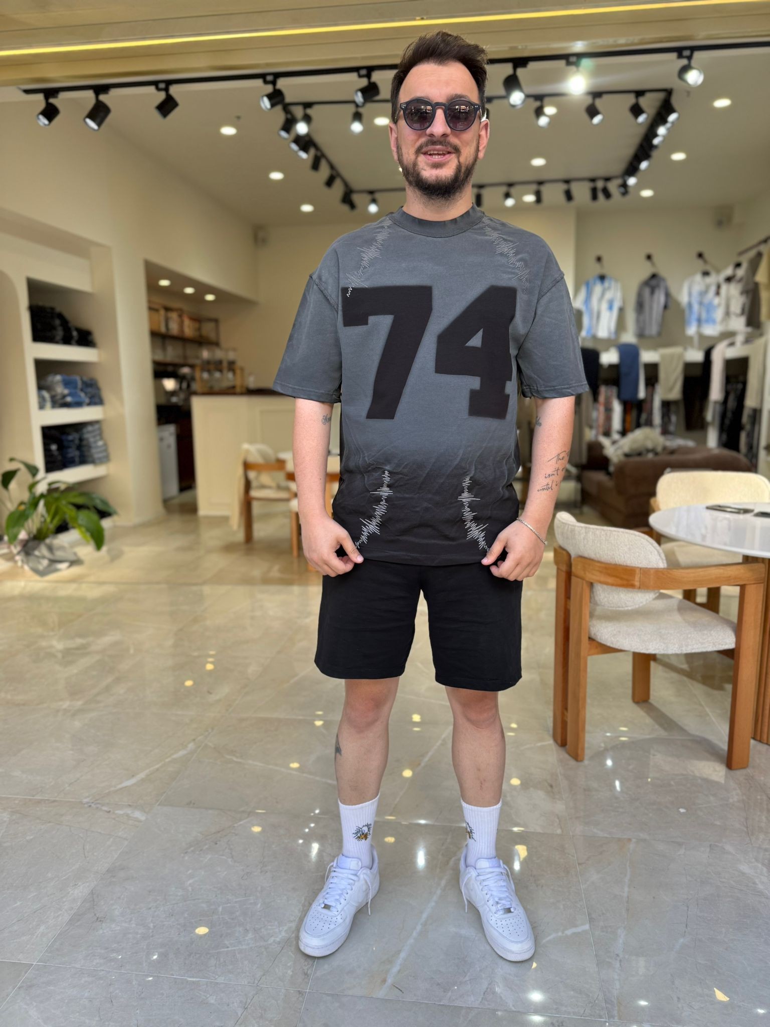 Oversize Nakış Baskılı T-Shirt