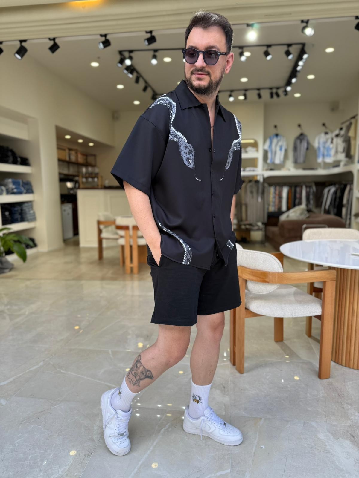 Oversize Nakışlı Gömlek
