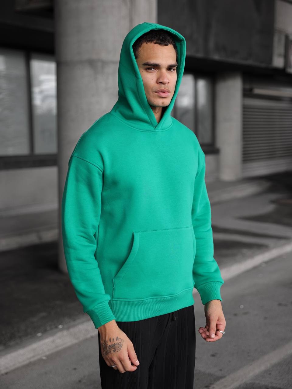 Kapüşonlu Cep Detaylı Hoodie
