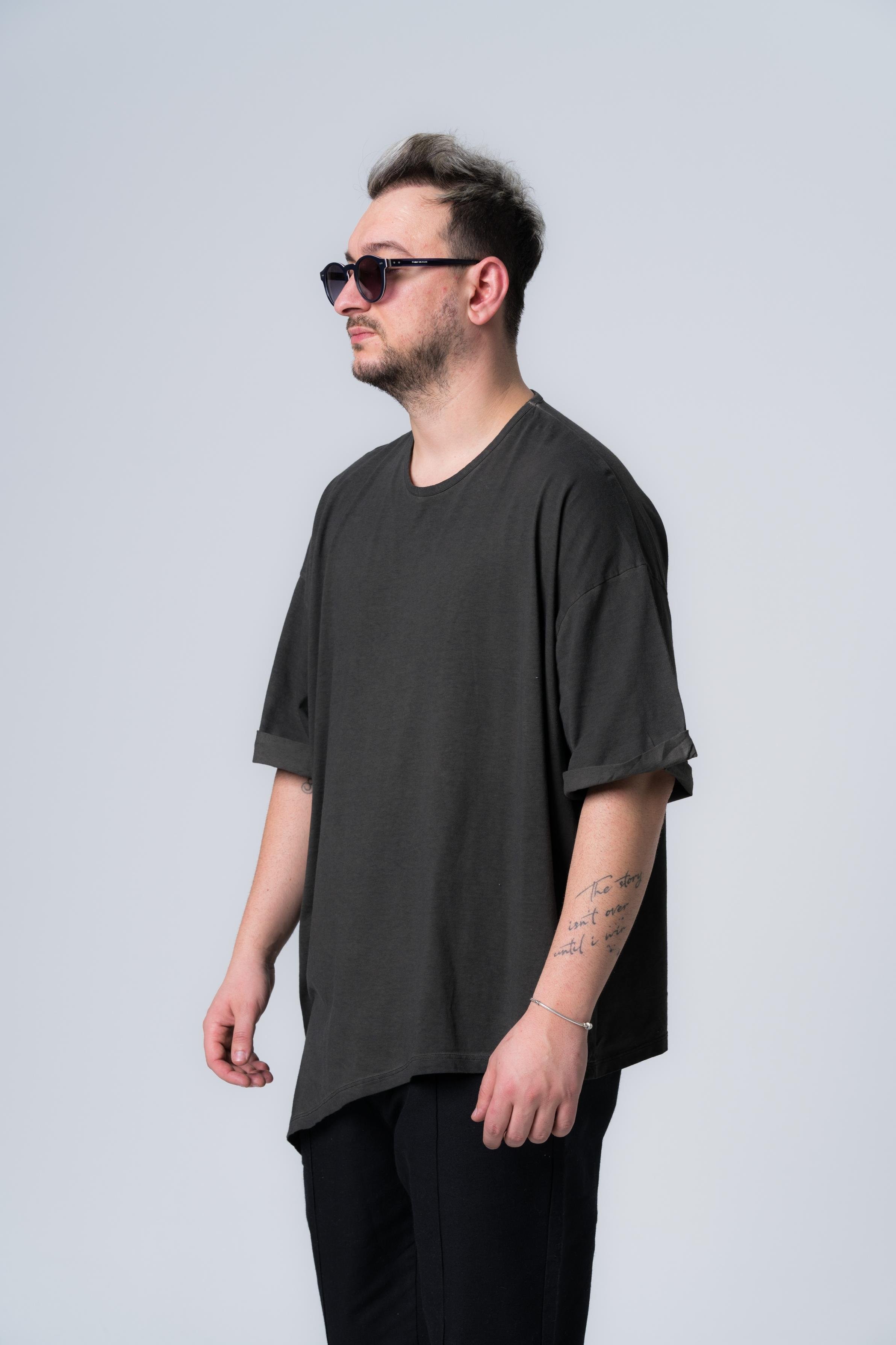 Asit Yıkama Asimetrik Kesim T-Shirt