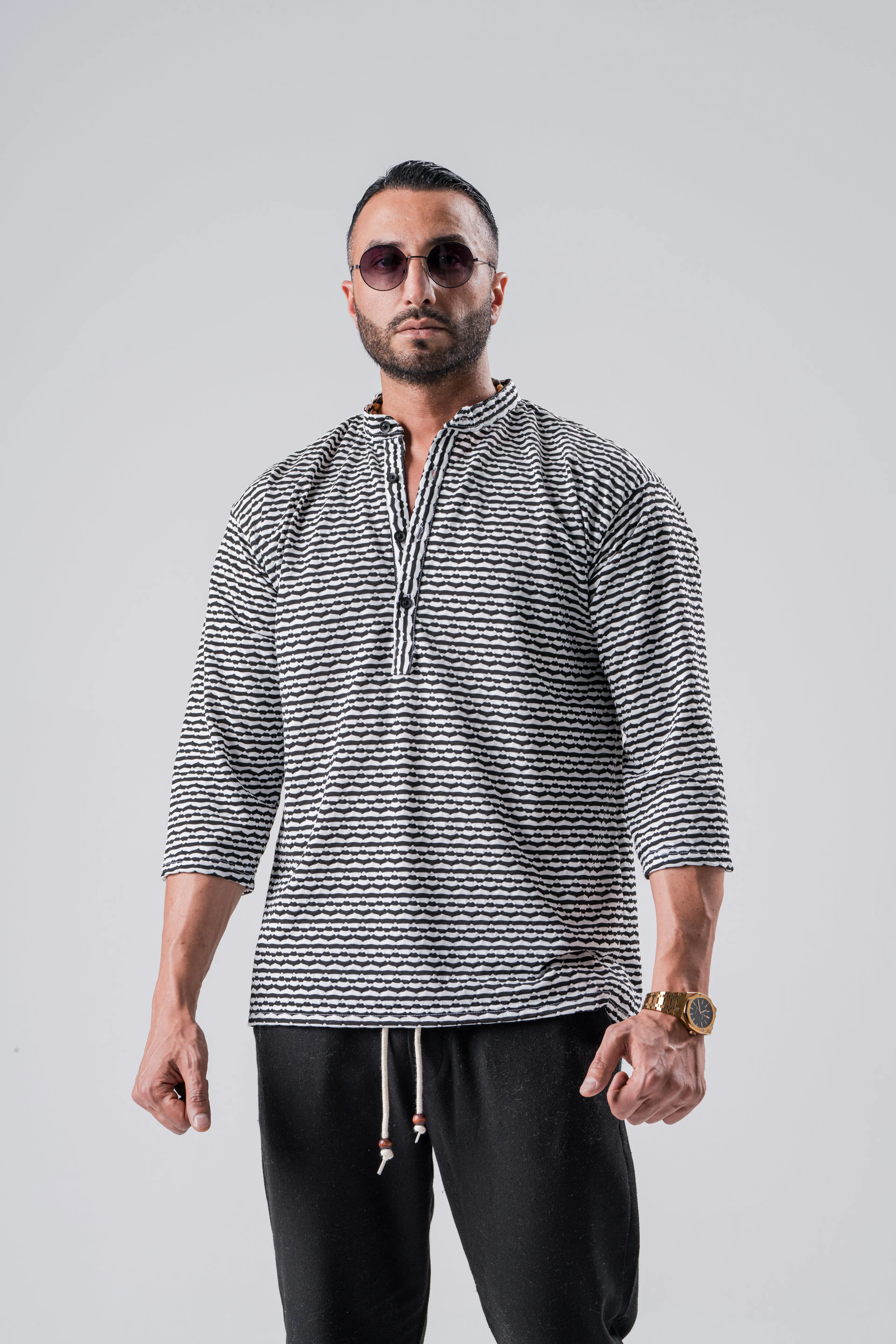 Oversize Yarım Patlı Hakim Yaka Fakir Kol Pamuklu Tshirt