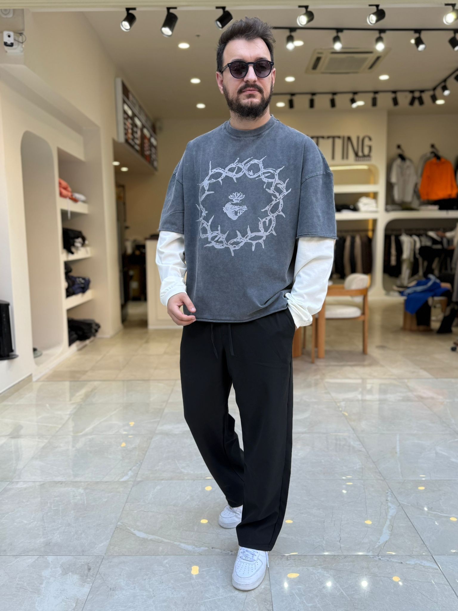 Baskılı Kol Detaylı Sweat