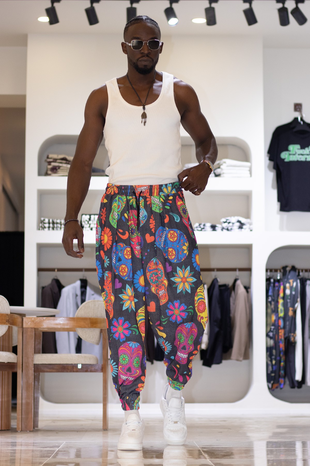 Skull Desen Pileli Spor Şalvar