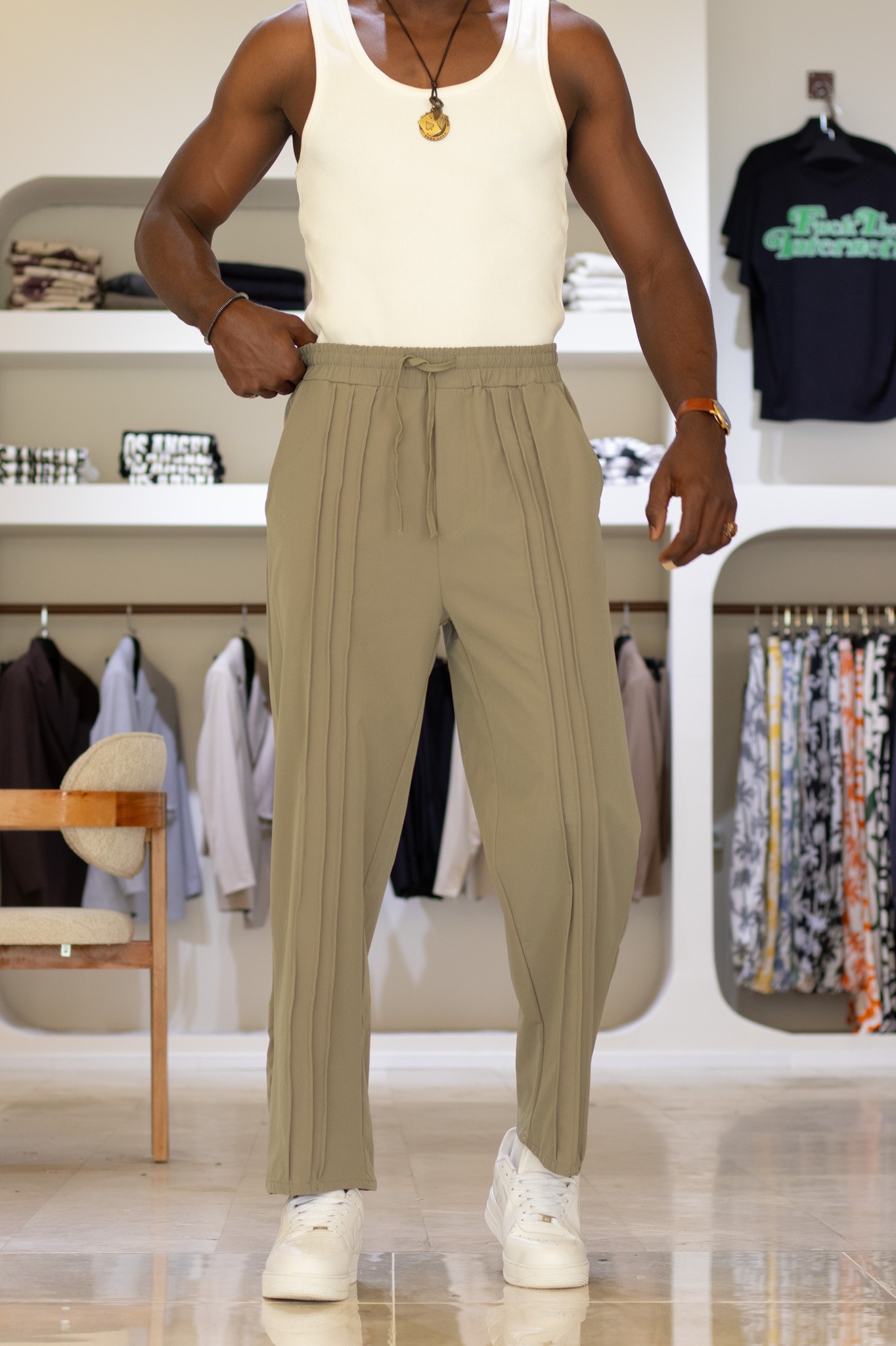 Şerit Detaylı Paraşüt Jogger