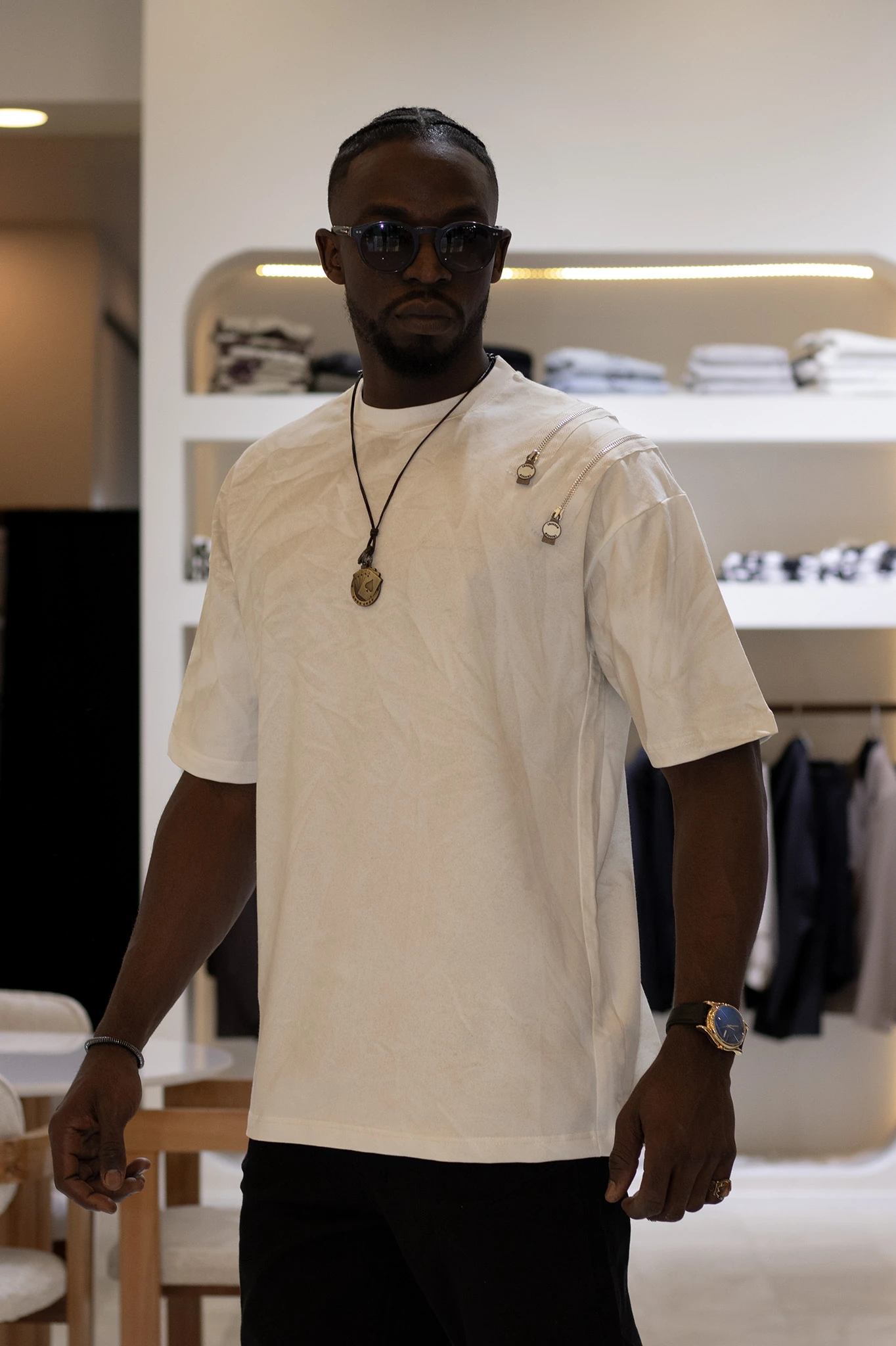 Omuz Fermuar Detaylı Oversize T-Shirt