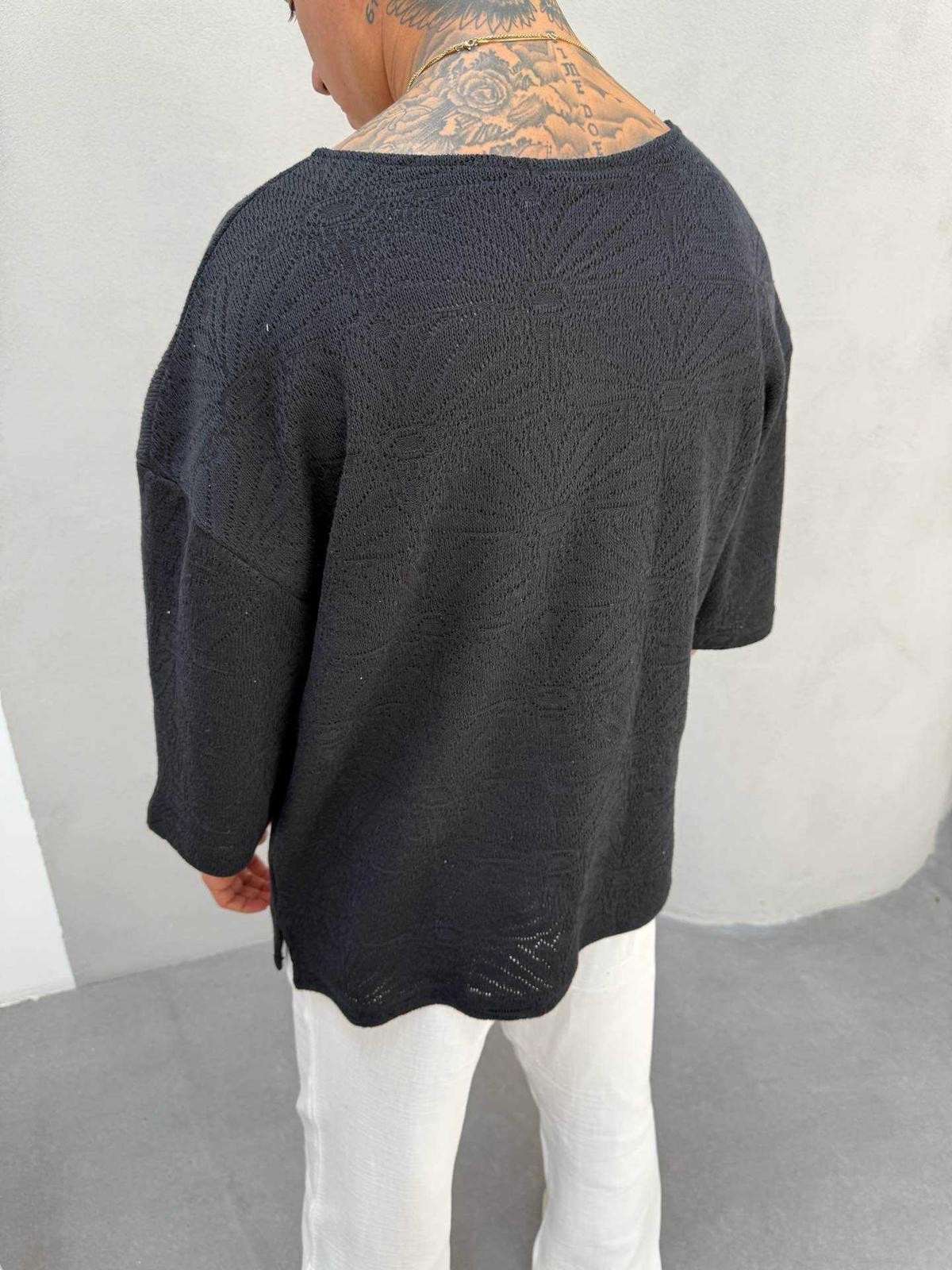 Açık Yaka Çiçek Desenli Triko Tshirt