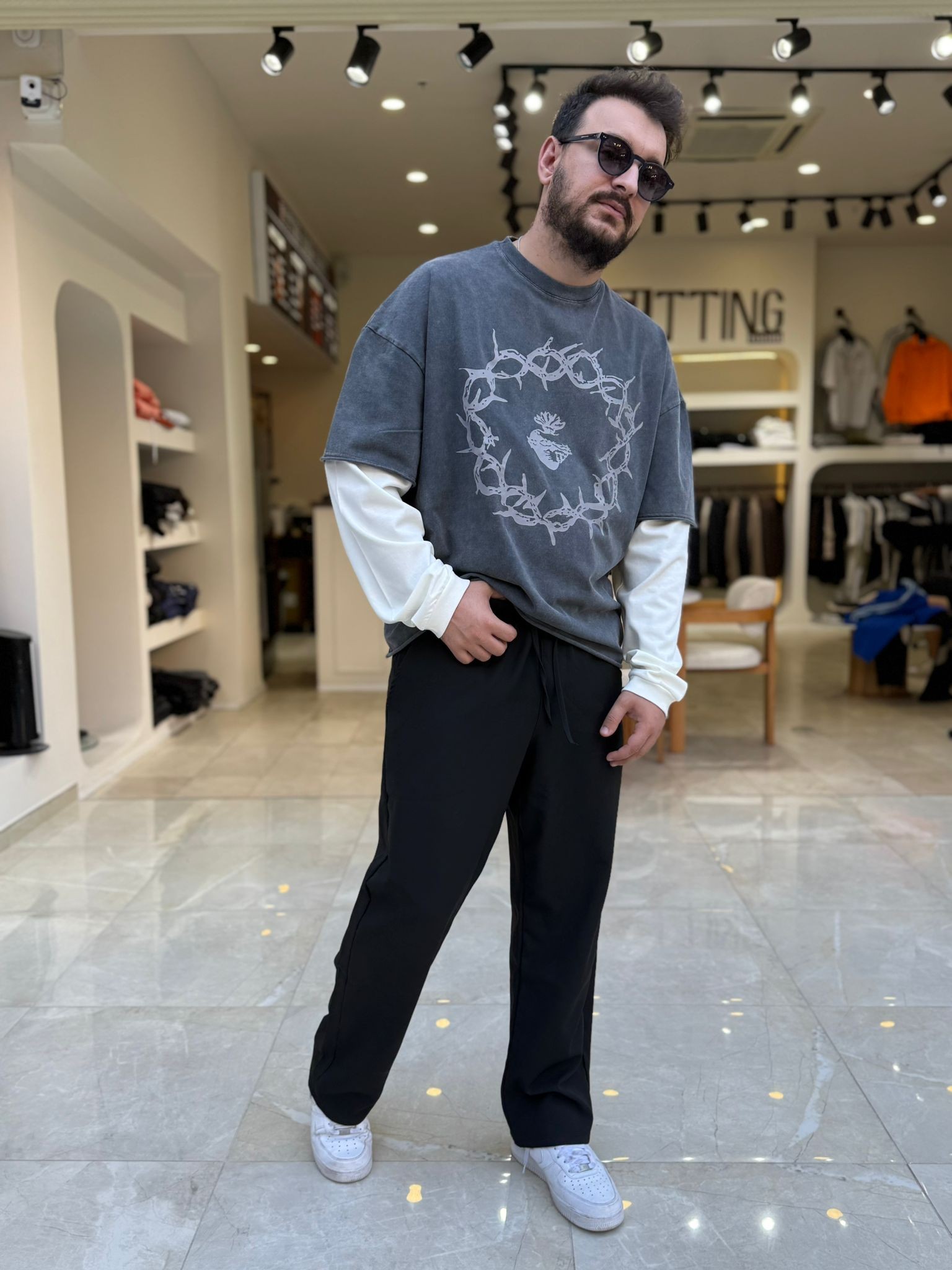 Baskılı Kol Detaylı Sweat