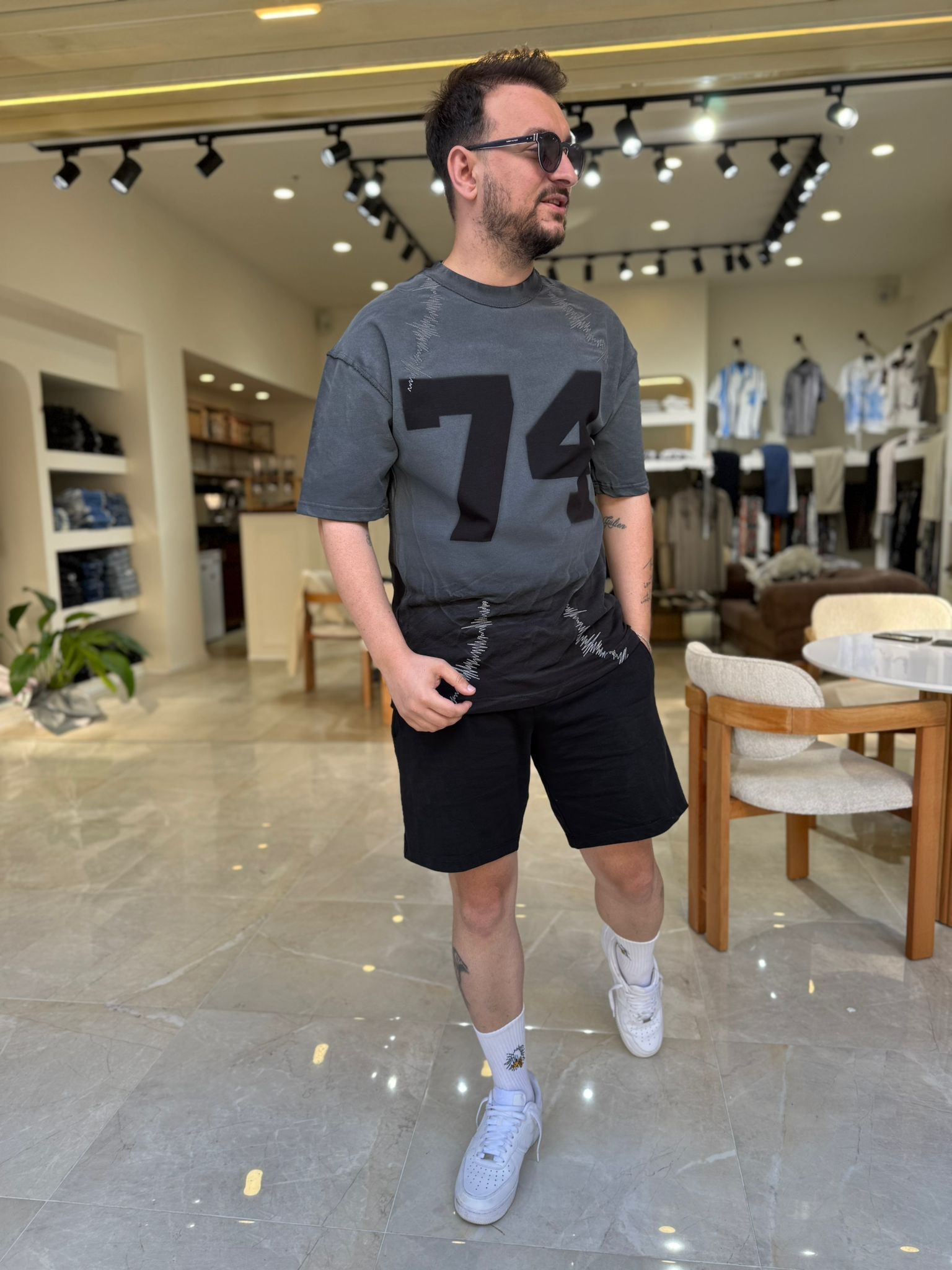 Oversize Nakış Baskılı T-Shirt