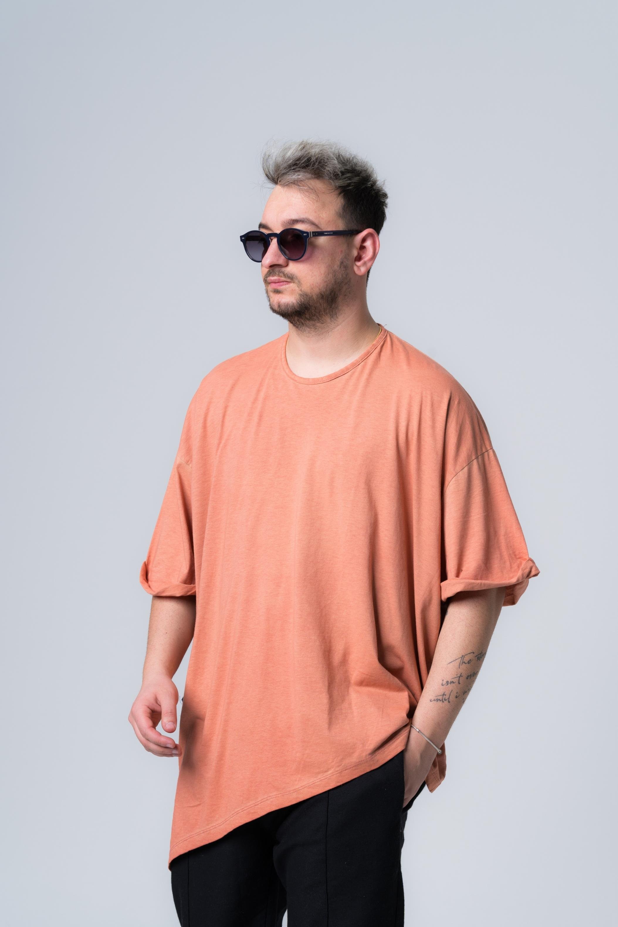 Asit Yıkama Asimetrik Kesim T-Shirt