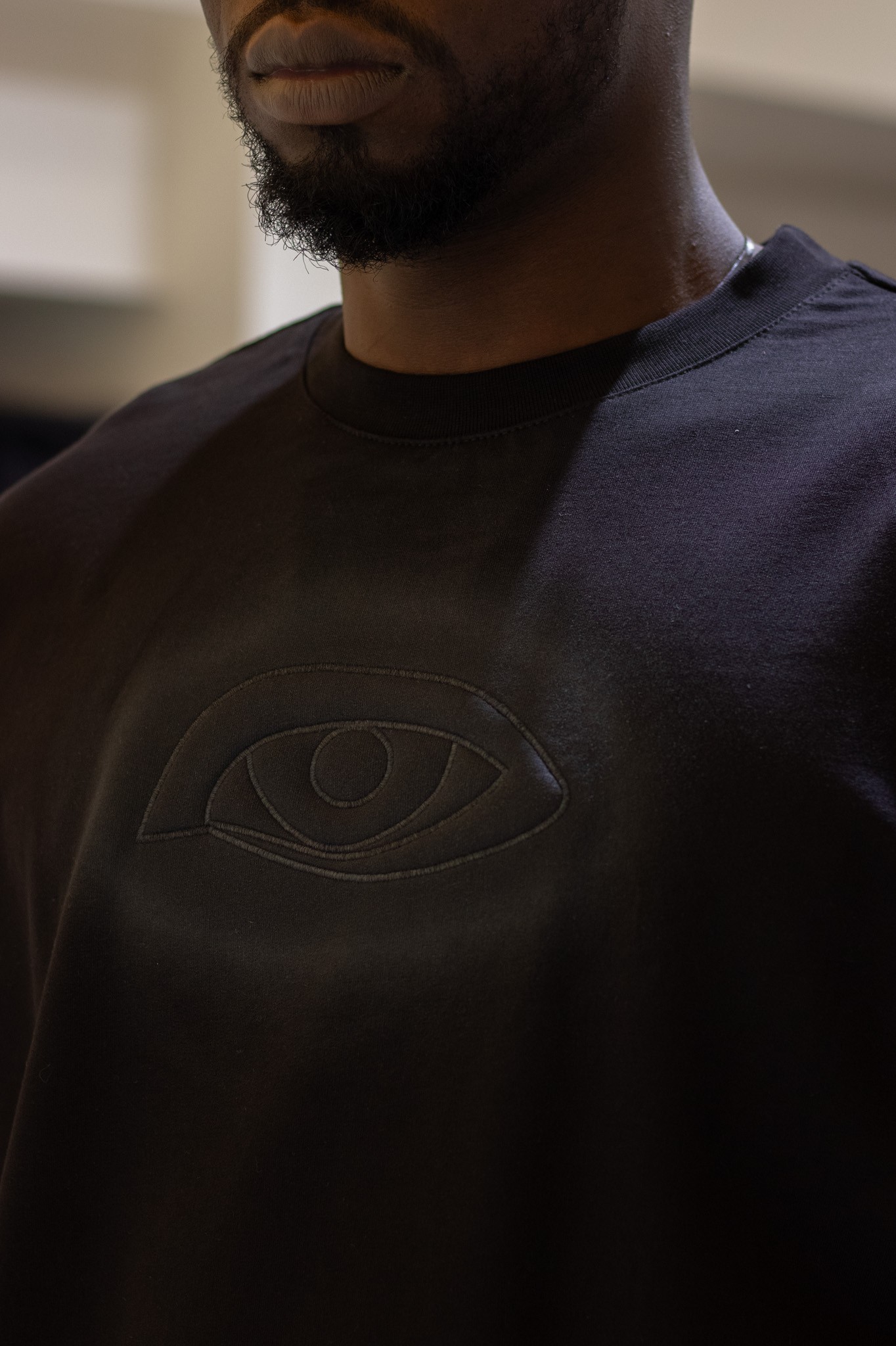 Göz Nakışlı Oversize T-Shirt
