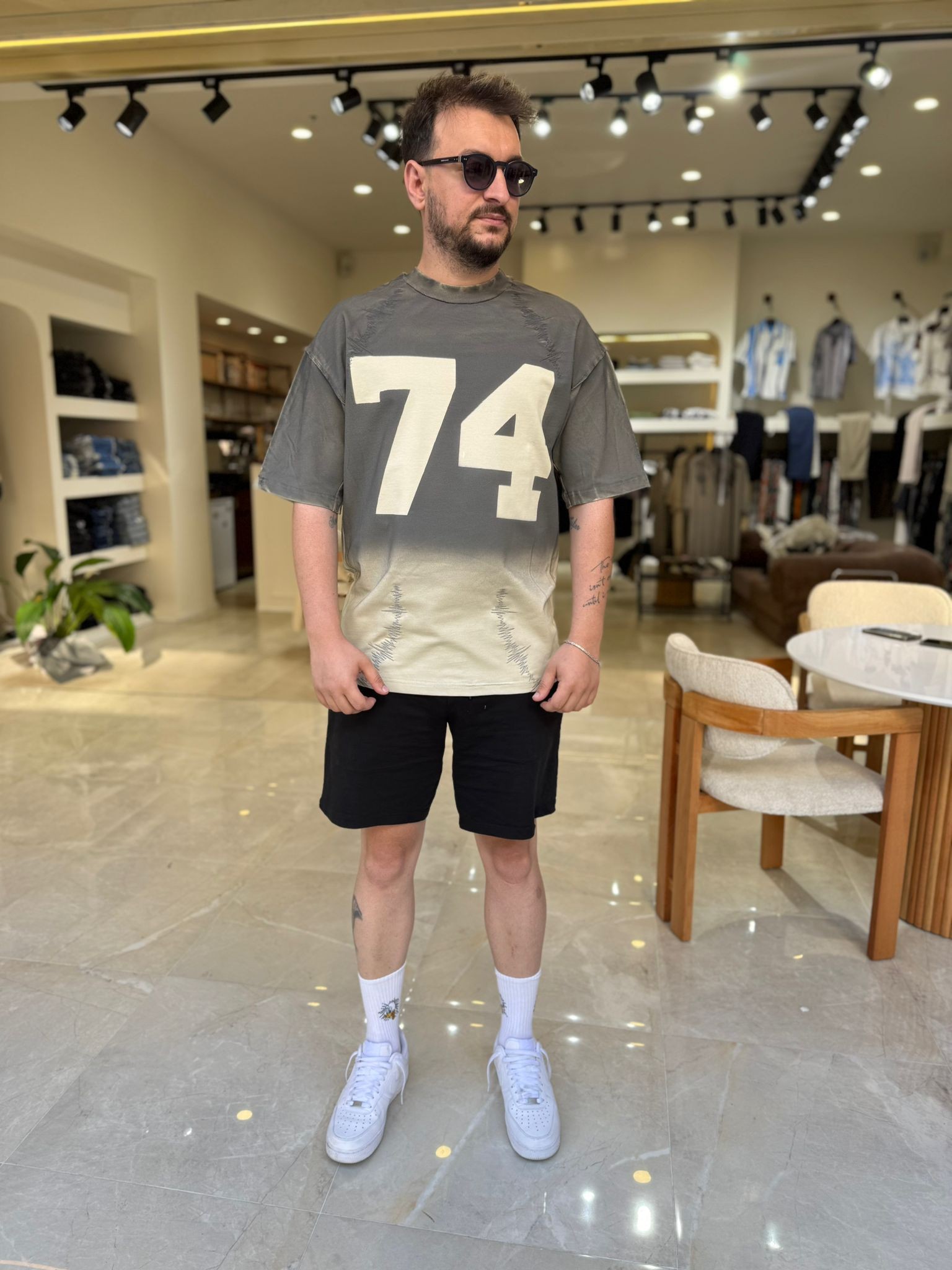Oversize Nakış Baskılı T-Shirt