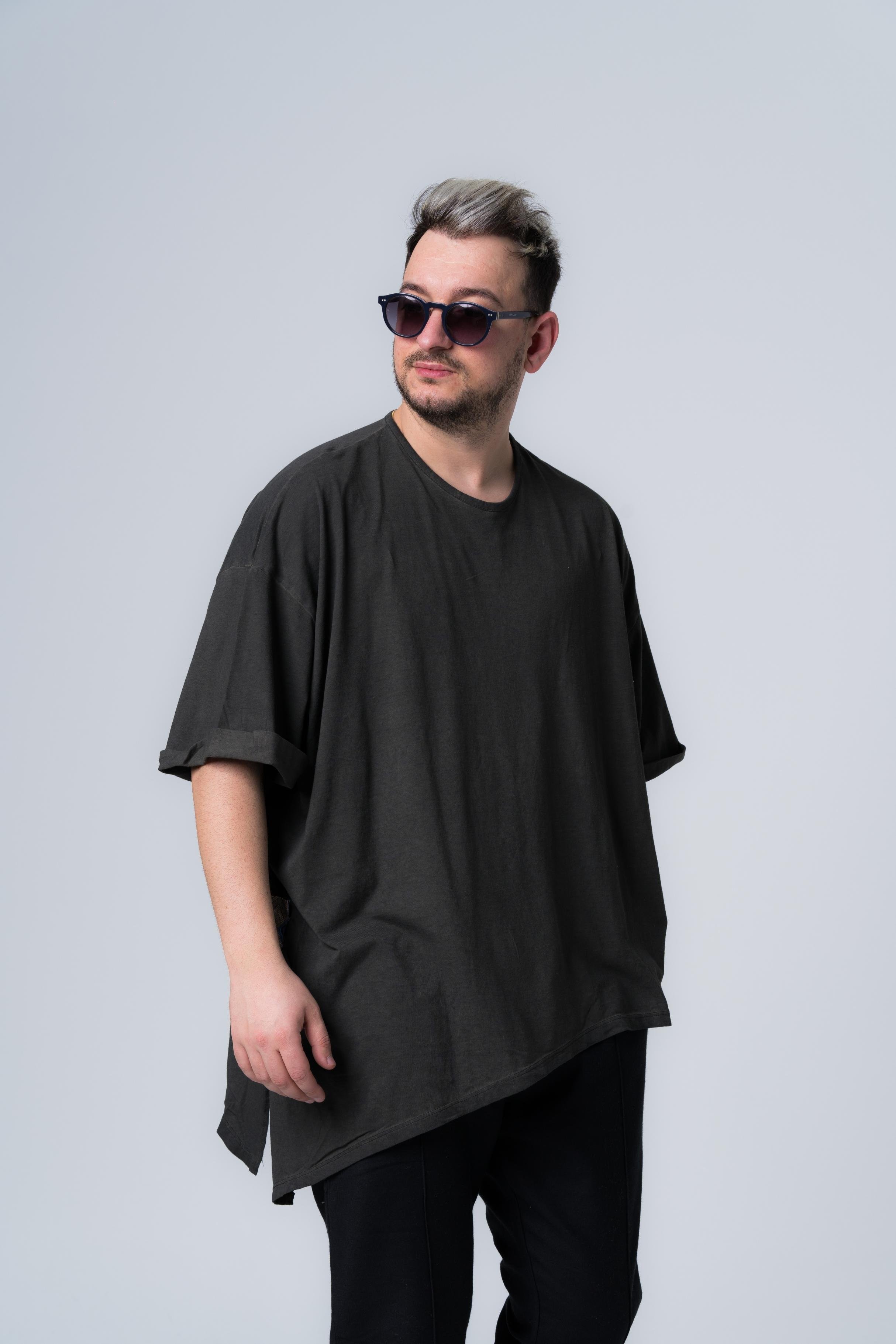 Asit Yıkama Asimetrik Kesim T-Shirt