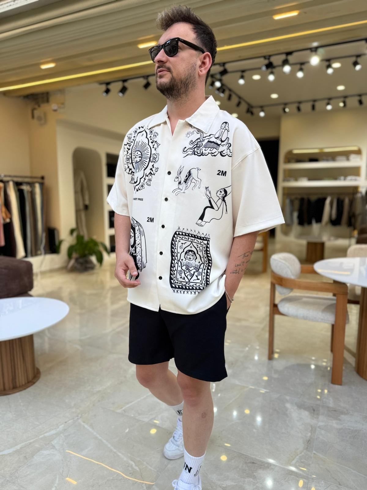 Oversize Baskılı TRow Gömlek