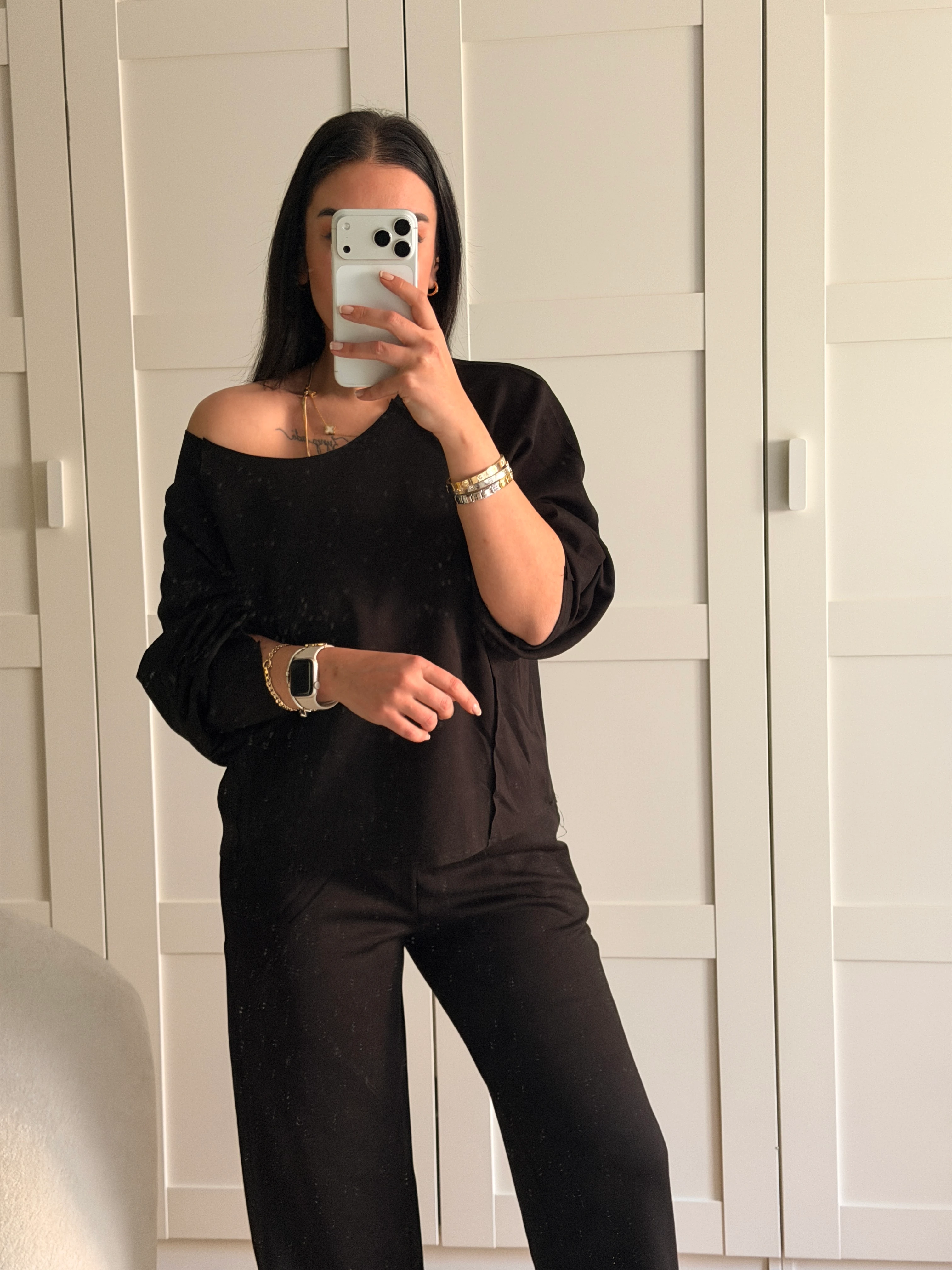 MARKA MODEL KAYIK YAKA TAKIM