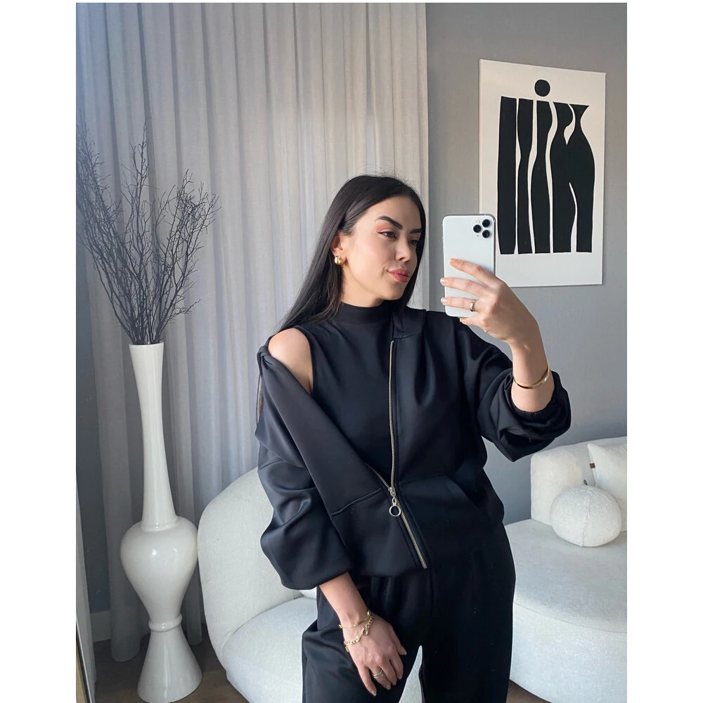 Yarım Balıkçı Siyah Bluz