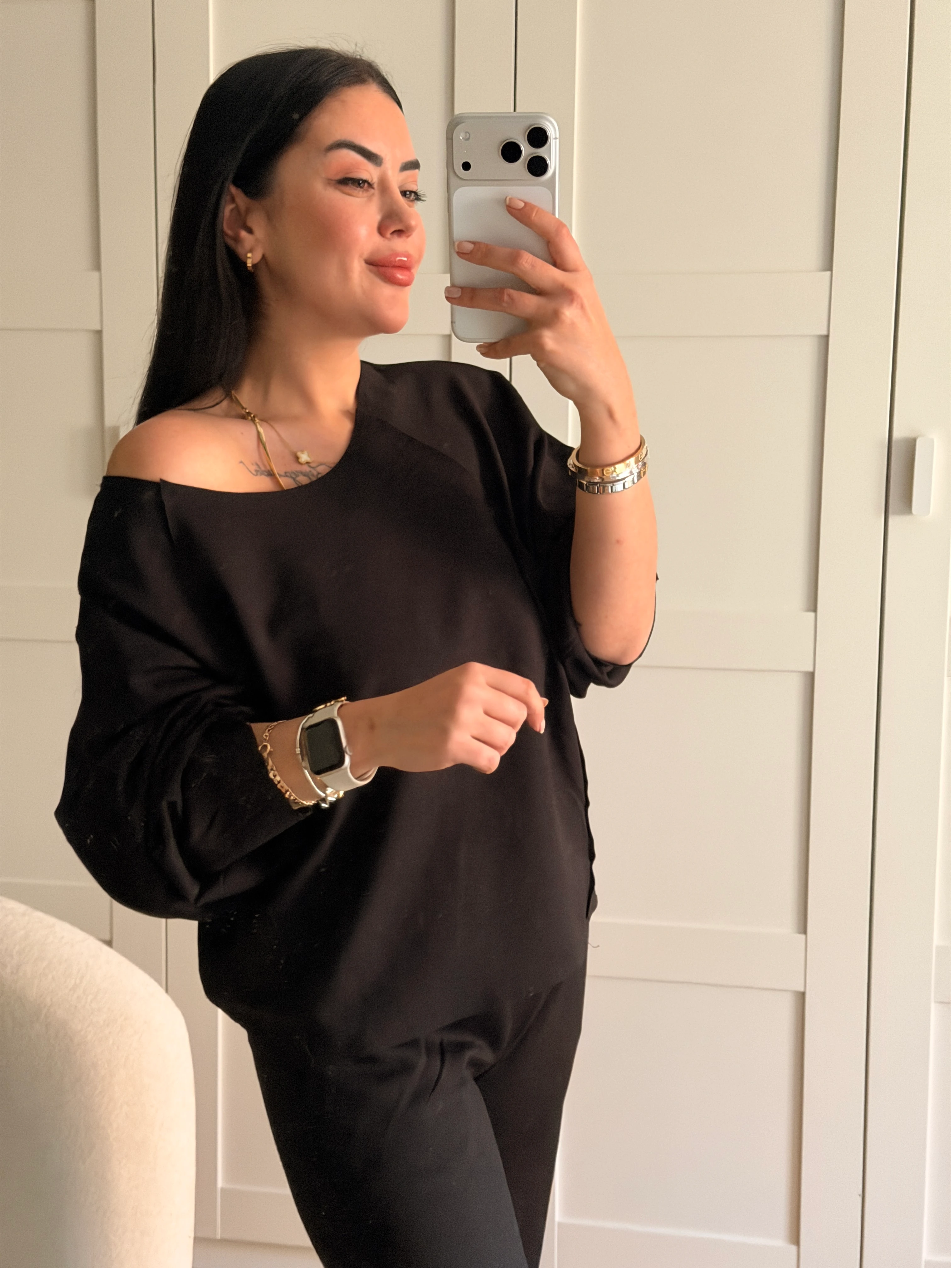 MARKA MODEL KAYIK YAKA TAKIM