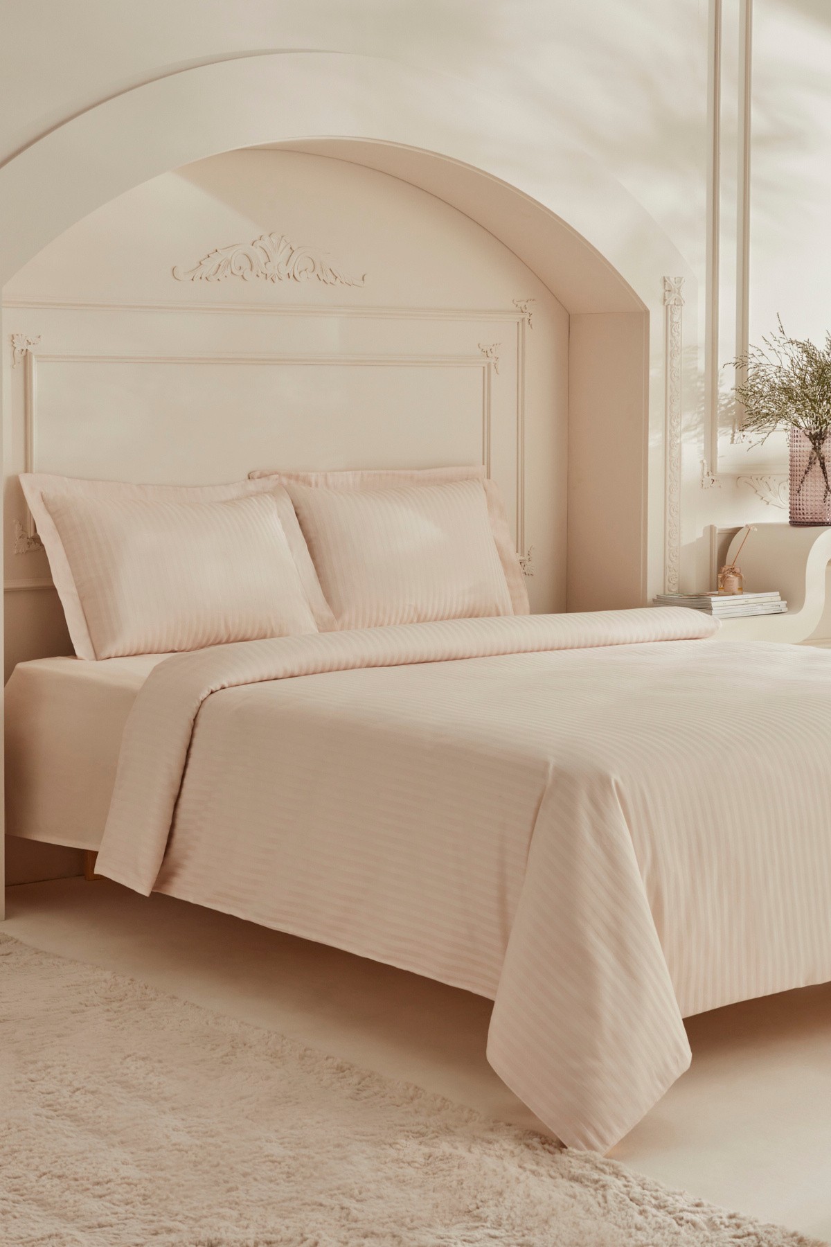 White Collection Minas Çift Kişilik Çizgili Saten Nevresim Takımı Bej