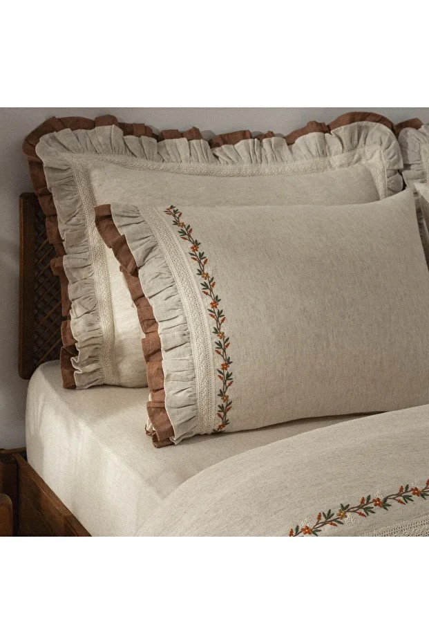 Maide Çift Kişilik Nevresim Takımı %100 Organik Pamuk Kenevir Karışımlı Nakışlı Bej 200x220 Cm