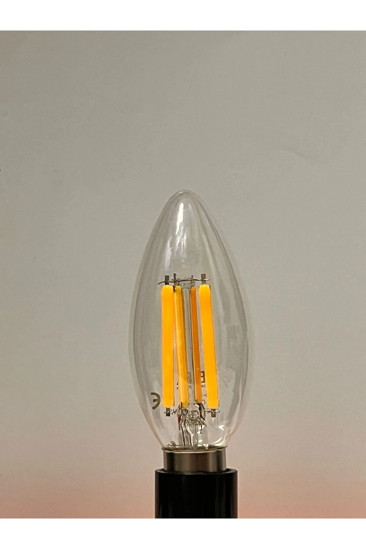 8 WATT E14 DUYLU ŞEFFAF CAMLI 1050 LÜMEN  3000 KELVİN  GÜNIŞIĞI BUJİ LED AMPUL