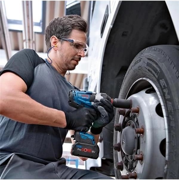 18 V System Bıturbo Akülü Darbeli Vidalama Makinesi Gds 18V-1000 (Merdiven