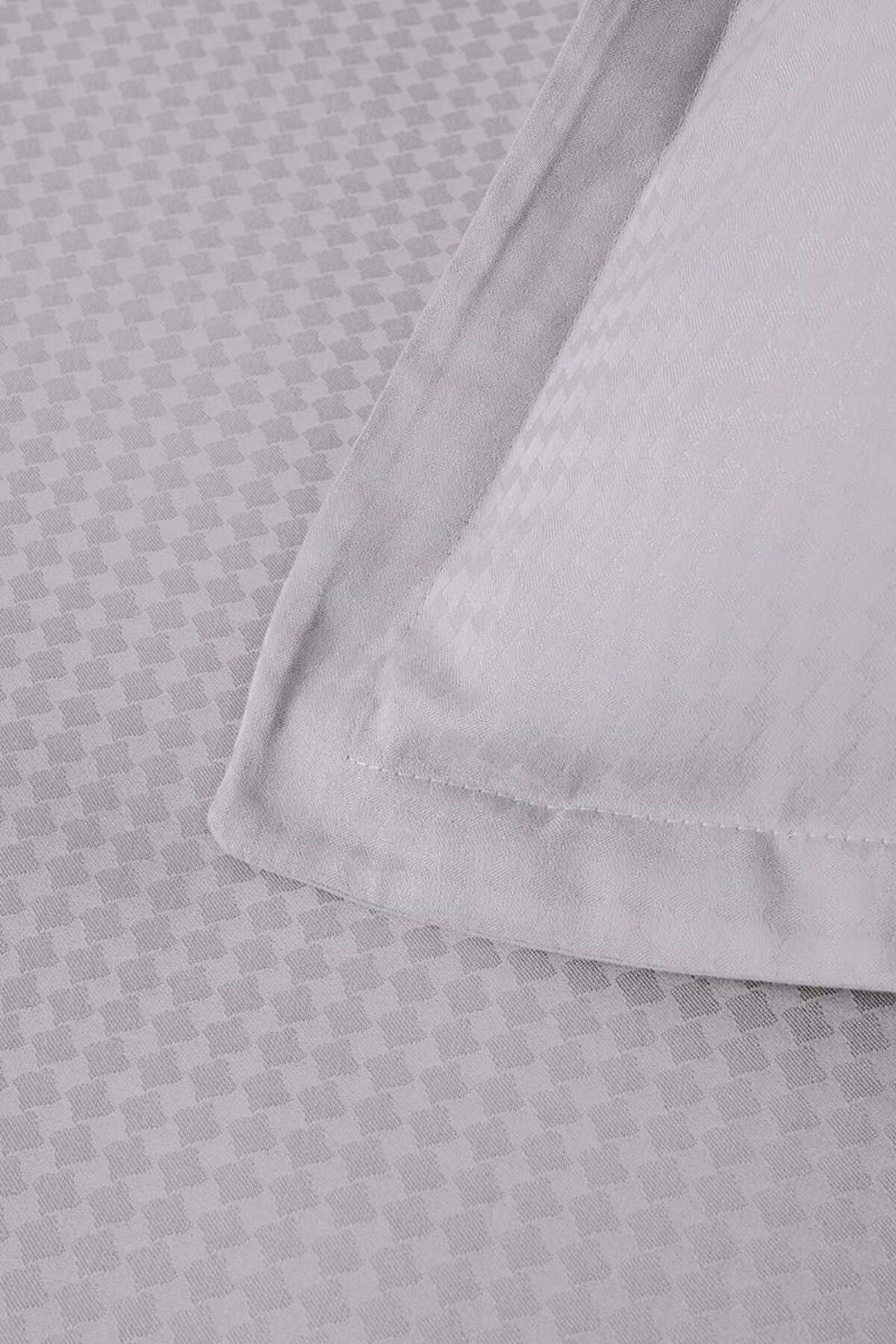 Diamond Jakarlı Saten Çift Kişilik Nevresim Takımı Gri (6 Parça)