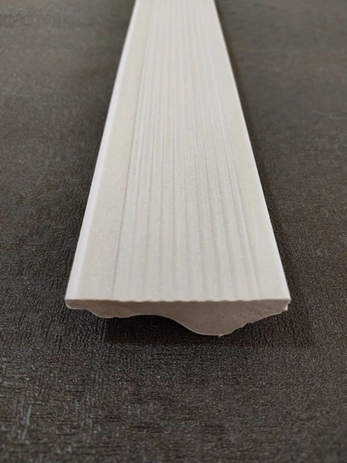 Dekoratif Boyanabilir Poliüretan 6 cm Duvar Çıtası & Bordür ( Uzunluk :240 cm En :6cm)