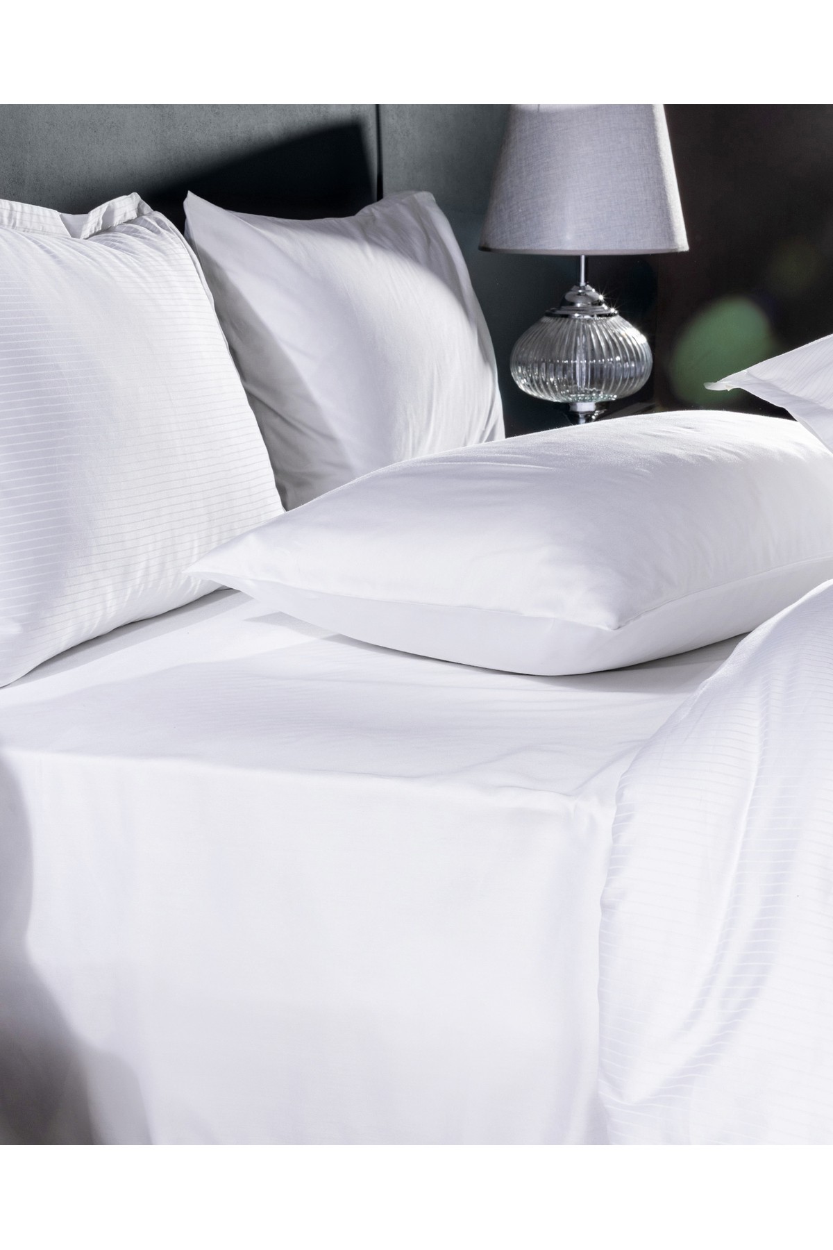 Thalie King Size %100 Pamuk Çizgili - 300TC Saten Nevresim Takımı - Beyaz
