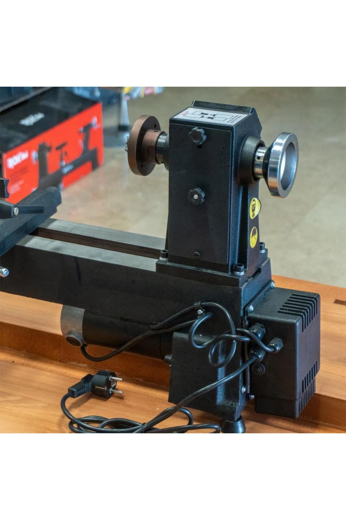 0179 Devir Ayarlı Ahşap Torna Makinası 750 Watt