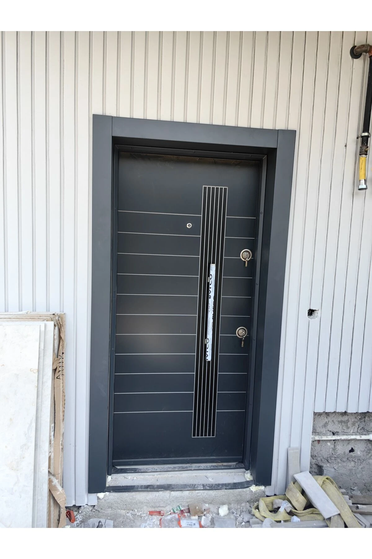 Kompozit Dış Iklim Çelik Kapı Sol