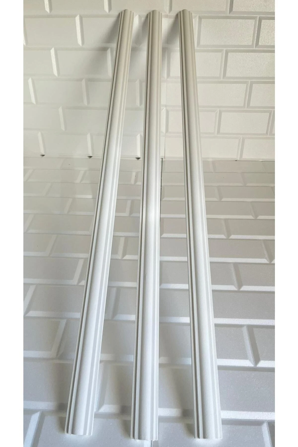 Minella01 Beyaz 1 Adet Fiyatıdır Duvar Çıtası Kendinden Yapışkanlı boyalı Stopiyer Köpük 4cm 100cm