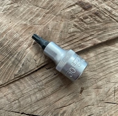 Izeltaş T30 Tork Uç T30 1/2 Lokma Bits Uç 50MM Vida Sıkma Ucu