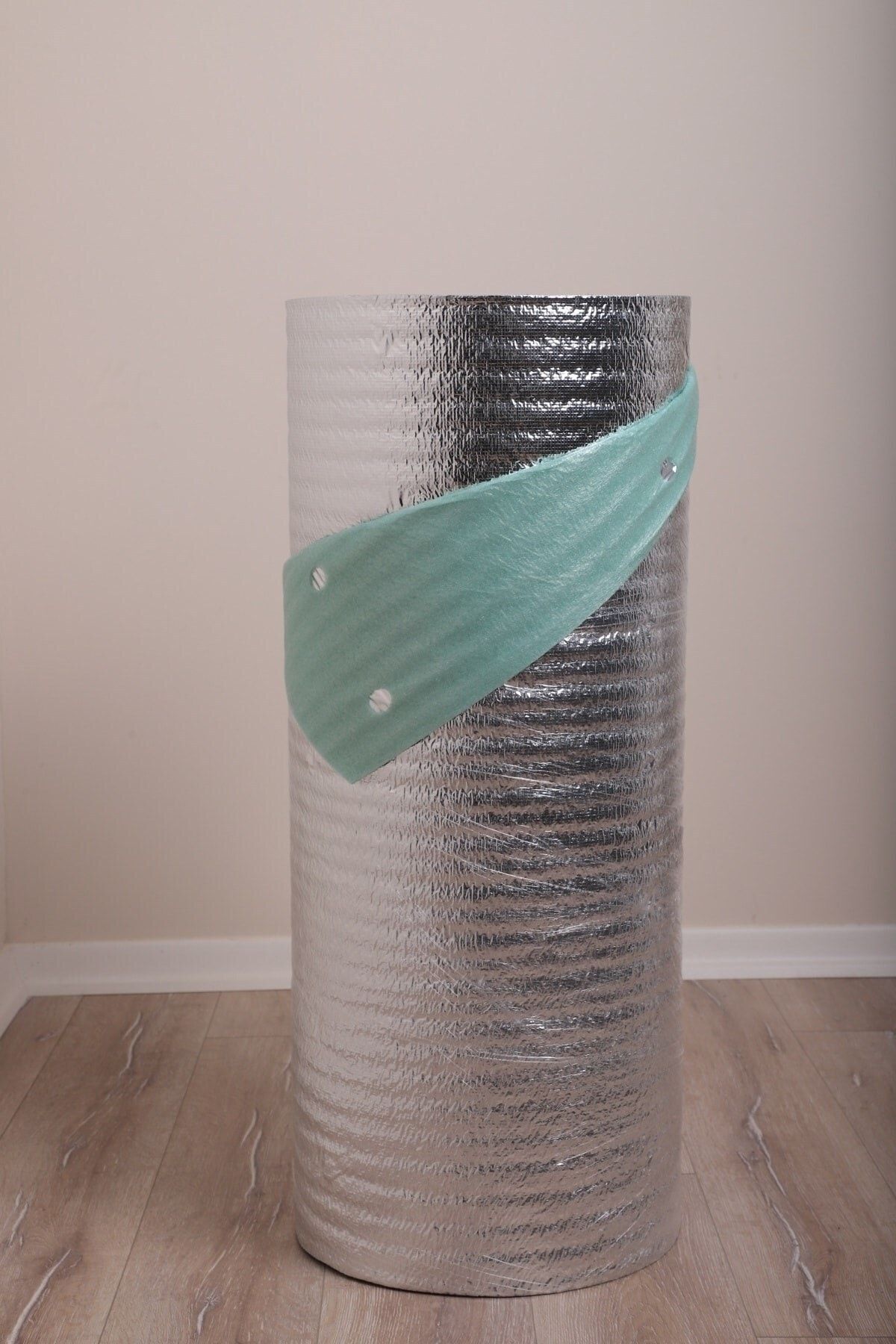 Parke Altı Metalize Delikli Şilte 2 Mm 10 M²