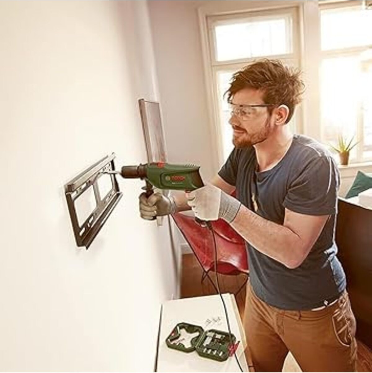 Darbeli Matkap Easyımpact 600, 600 W, Takım Çantası Dahil, Elektronik Hız Kontrolü, Ergonomik