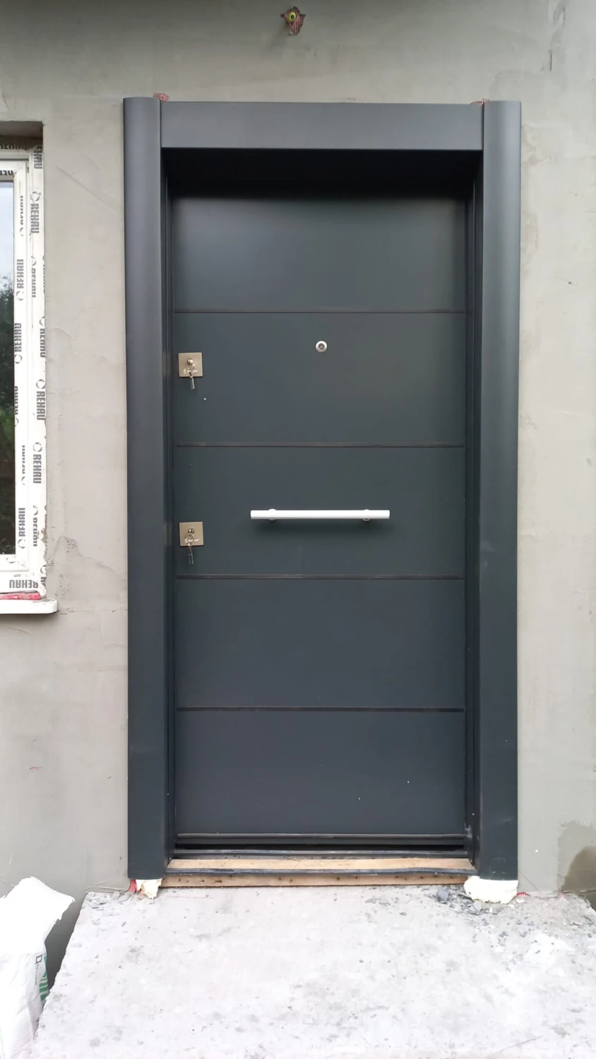 Kompozit Dış Cephe Çelik Kapı, Dış Mekan Kompozit Çelik Kapılar