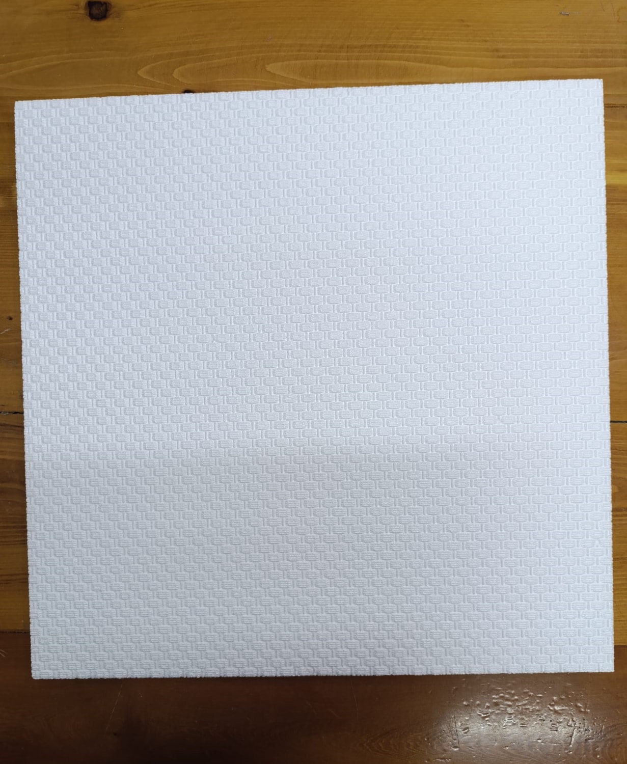 Derbi Desenli Ekonomik Stropiyer Dekoratif Tavan Kaplama Paneli