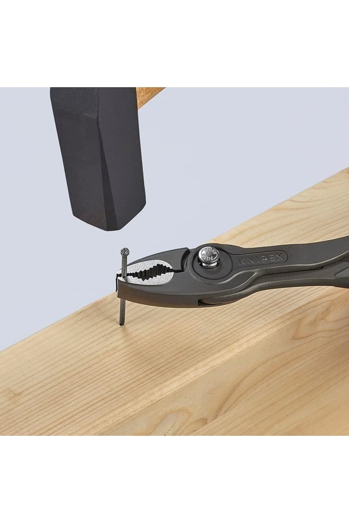 82 01 200 200mm Twingrip Mafsallı Pense